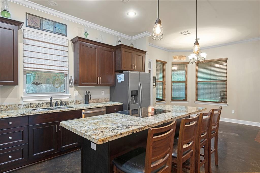 300 SUMMIT Court