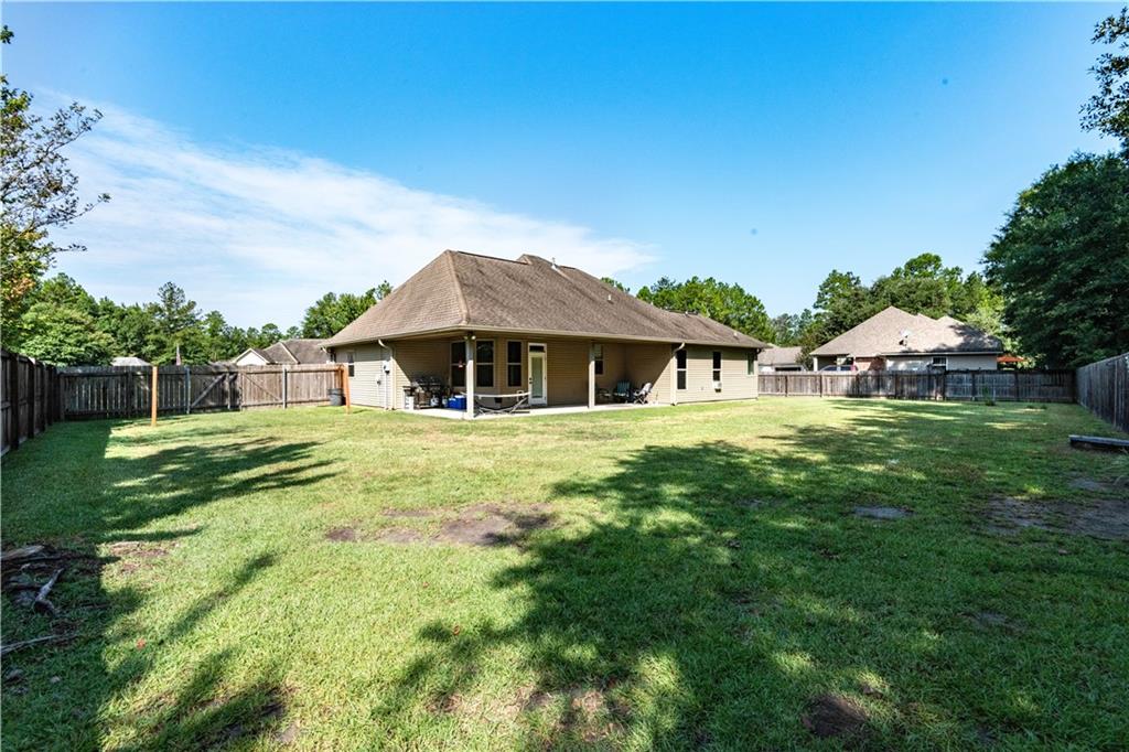 300 SUMMIT Court
