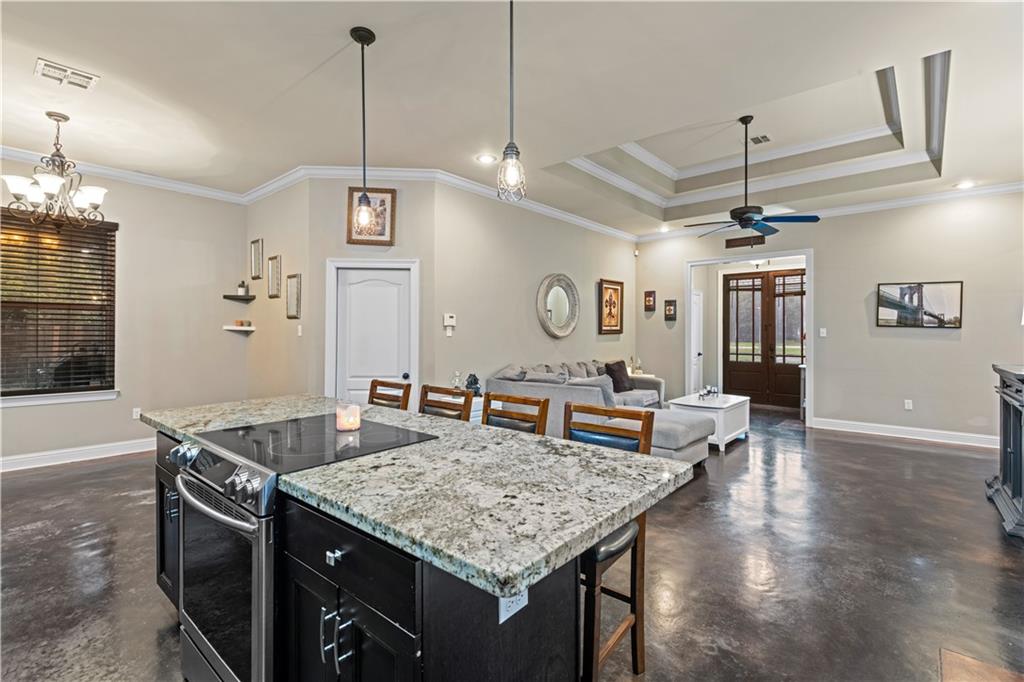 300 SUMMIT Court