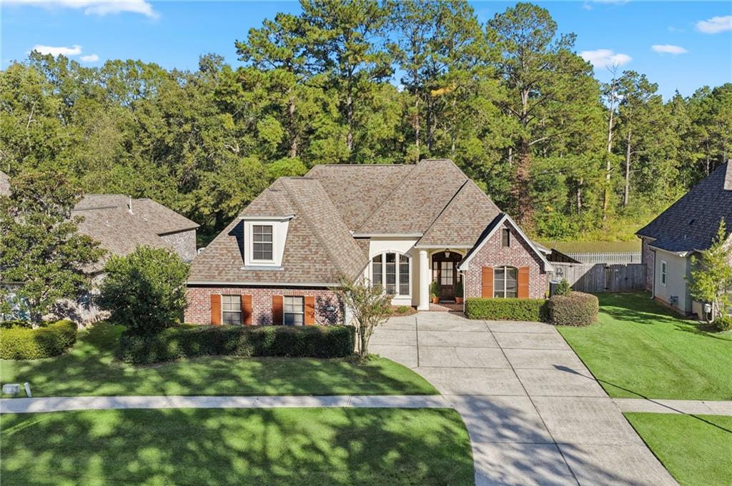 145 WOOD THRUSH Drive