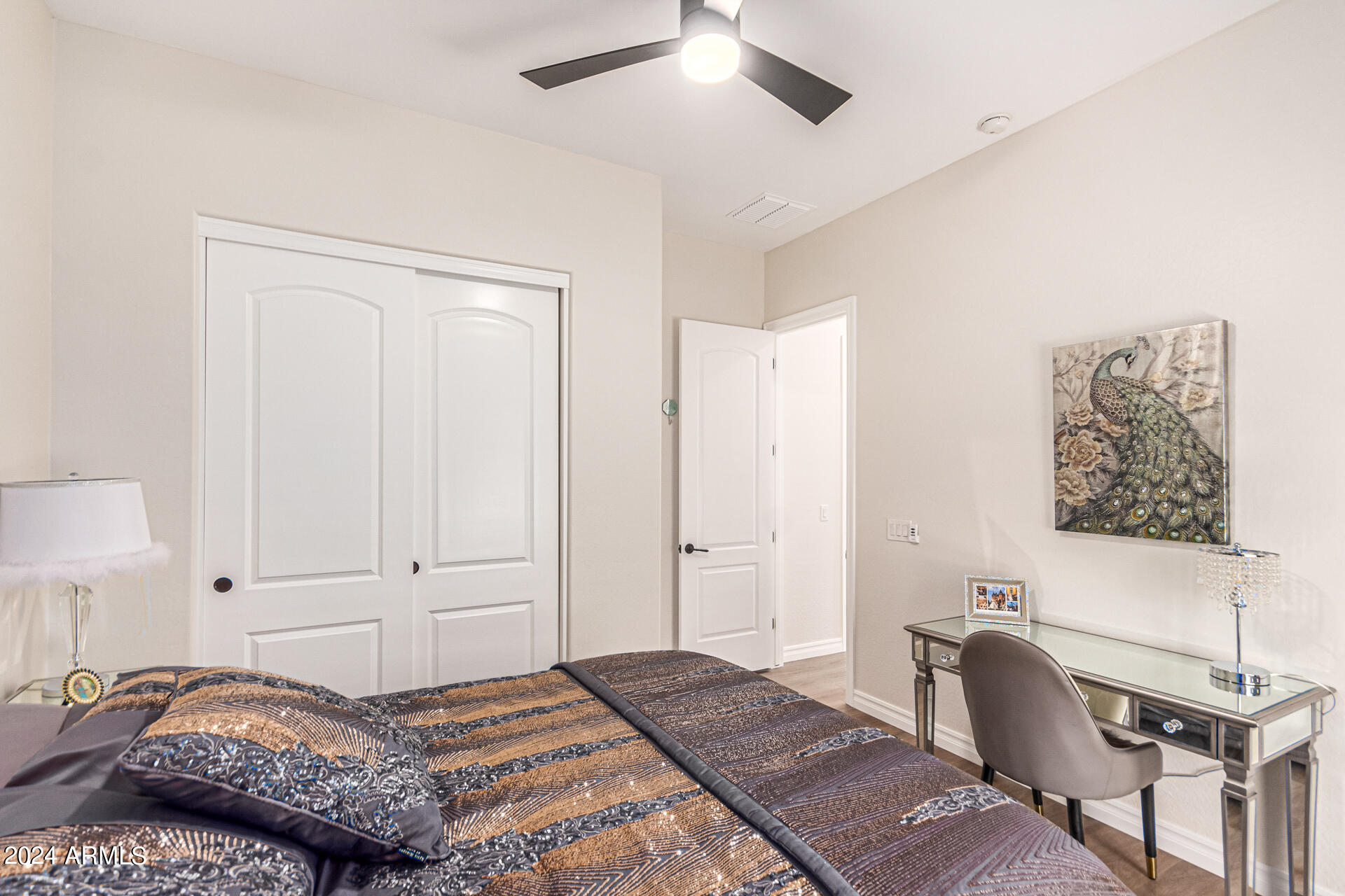 521 W KAIBAB Place