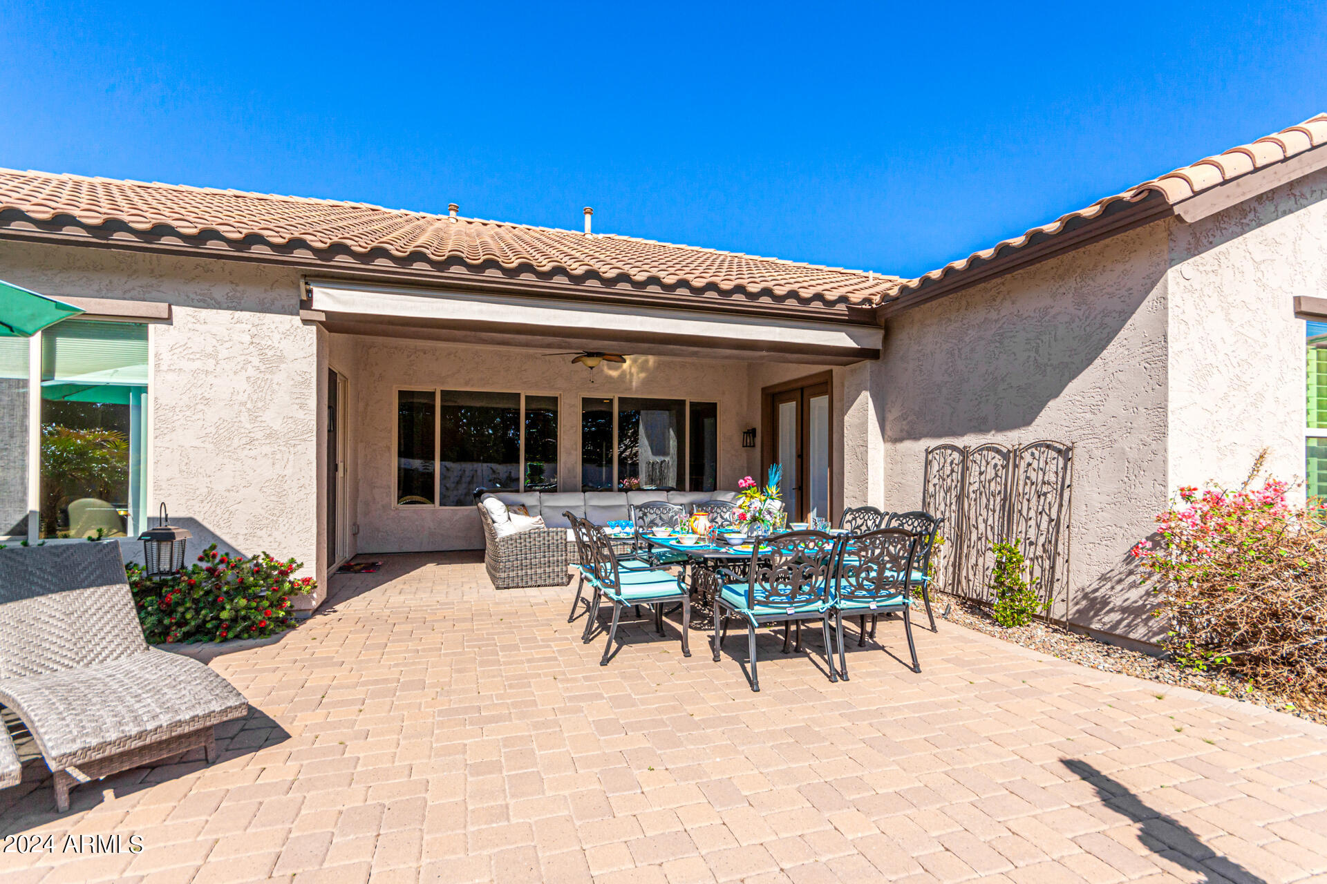 521 W KAIBAB Place