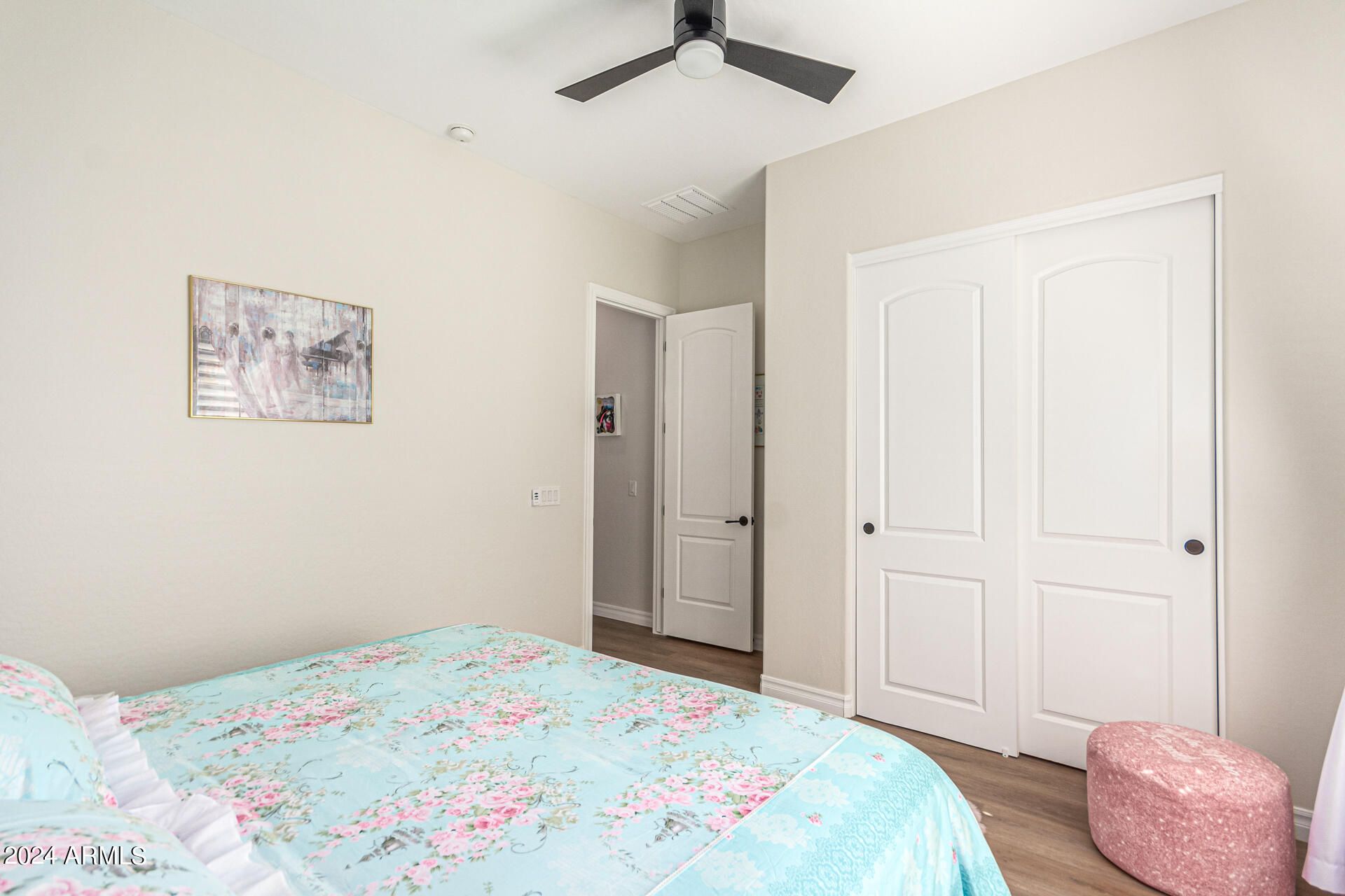 521 W KAIBAB Place