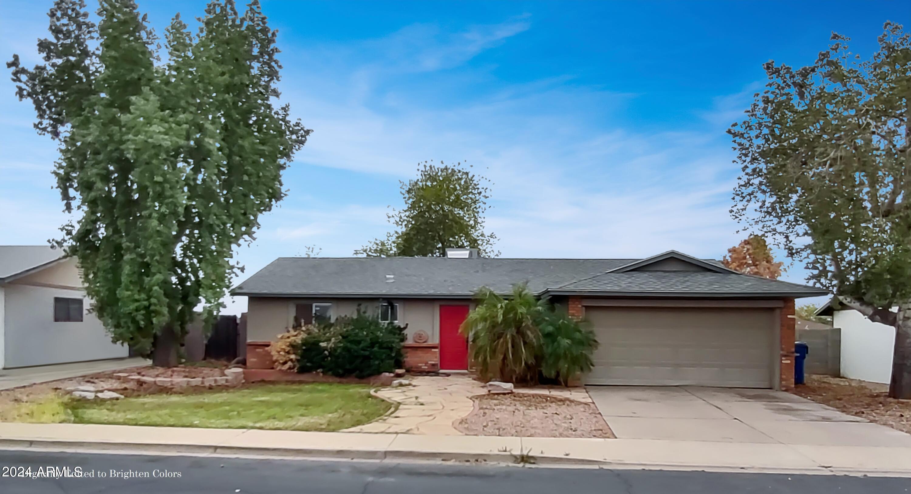 3137 E Diamond Avenue