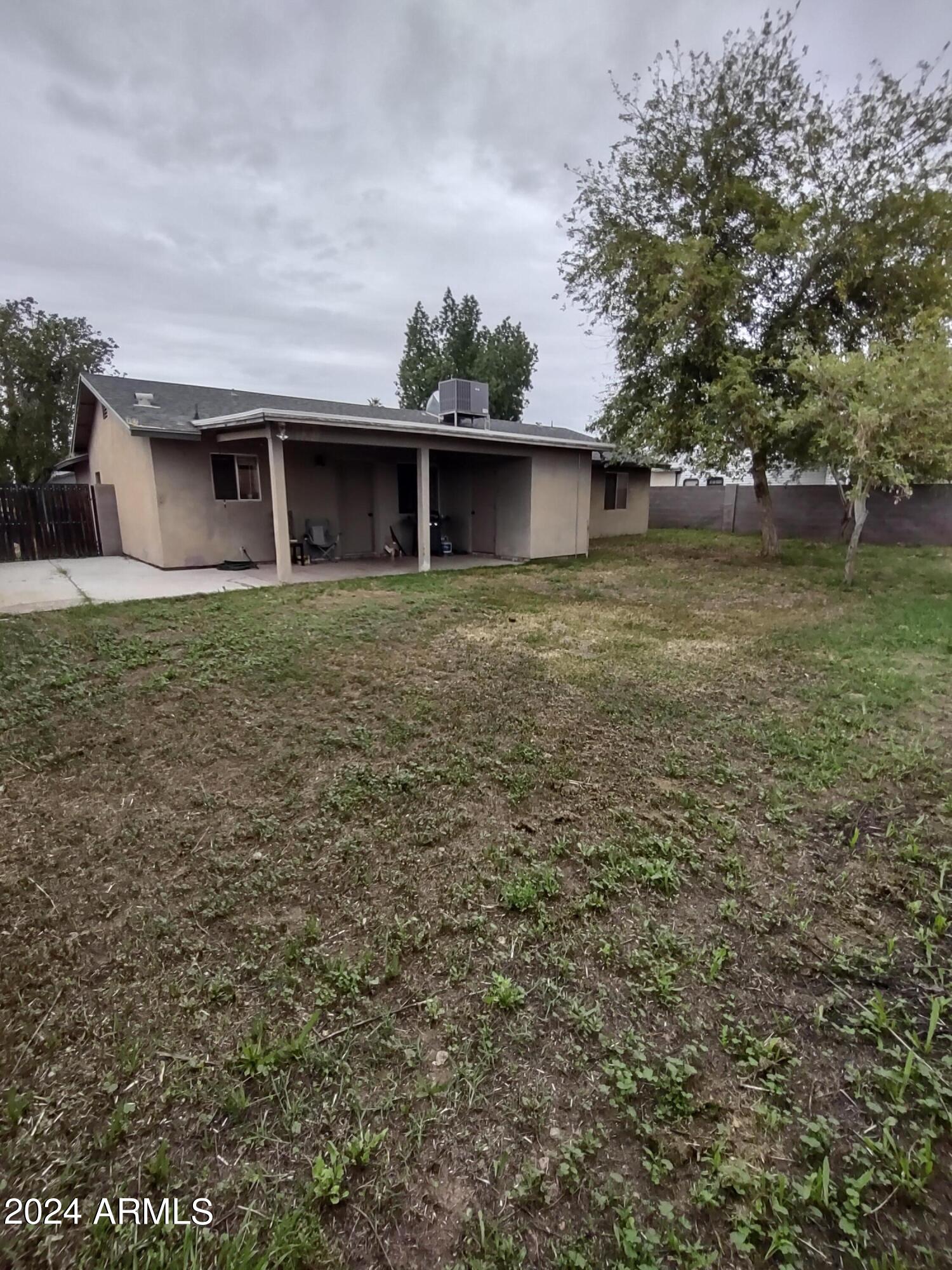 3137 E Diamond Avenue