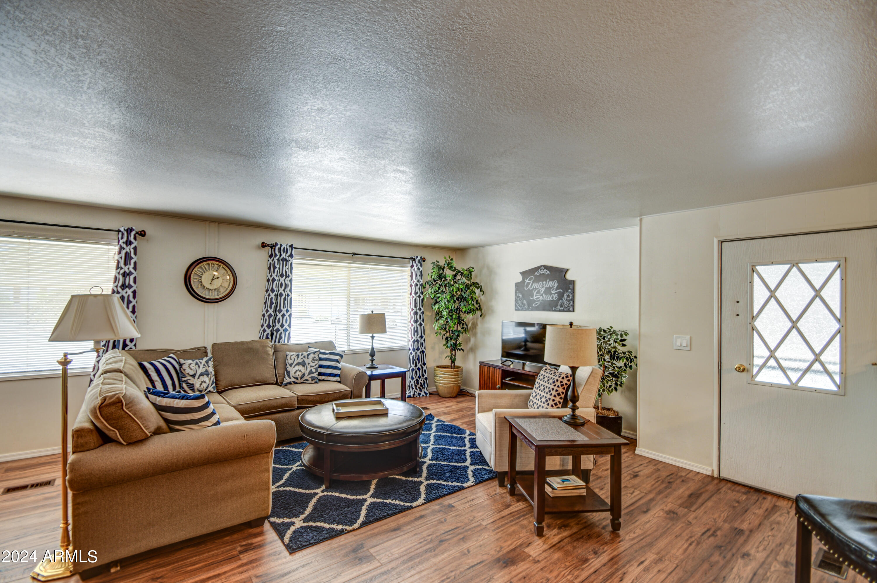 9121 E SUN LAKES Boulevard