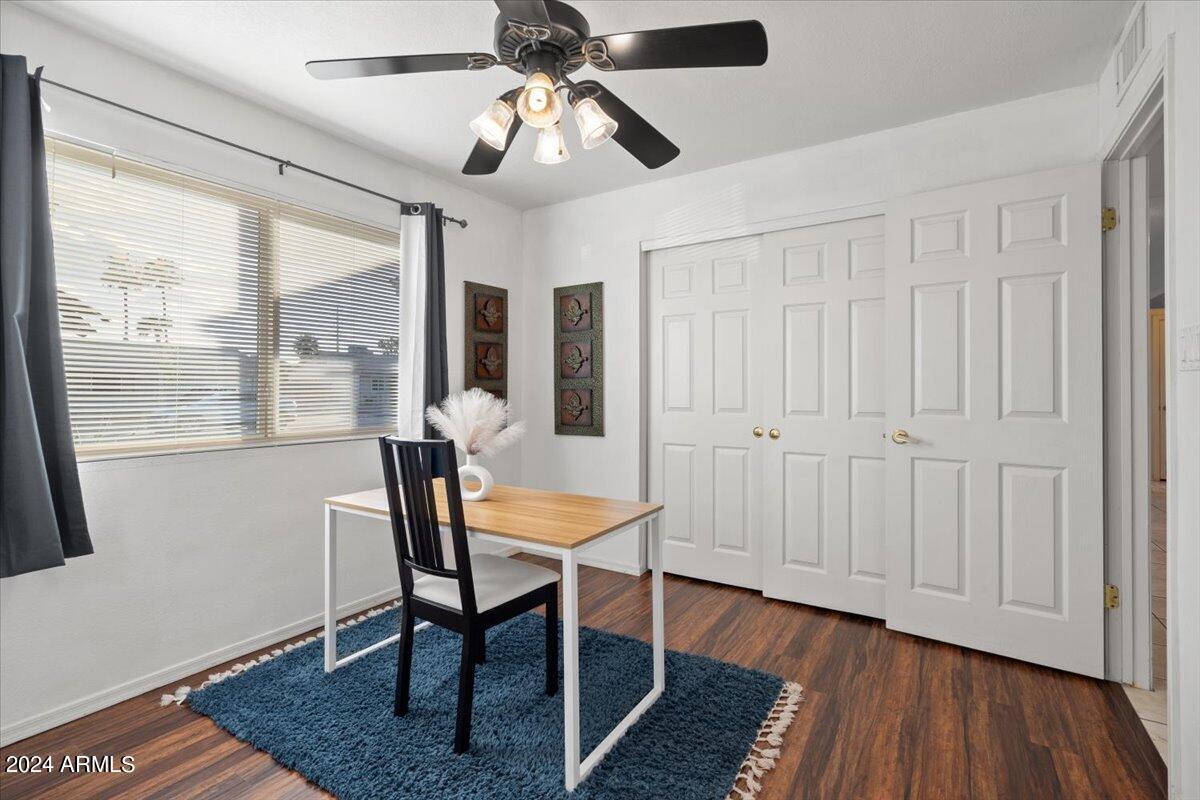 1114 W Auburn Drive