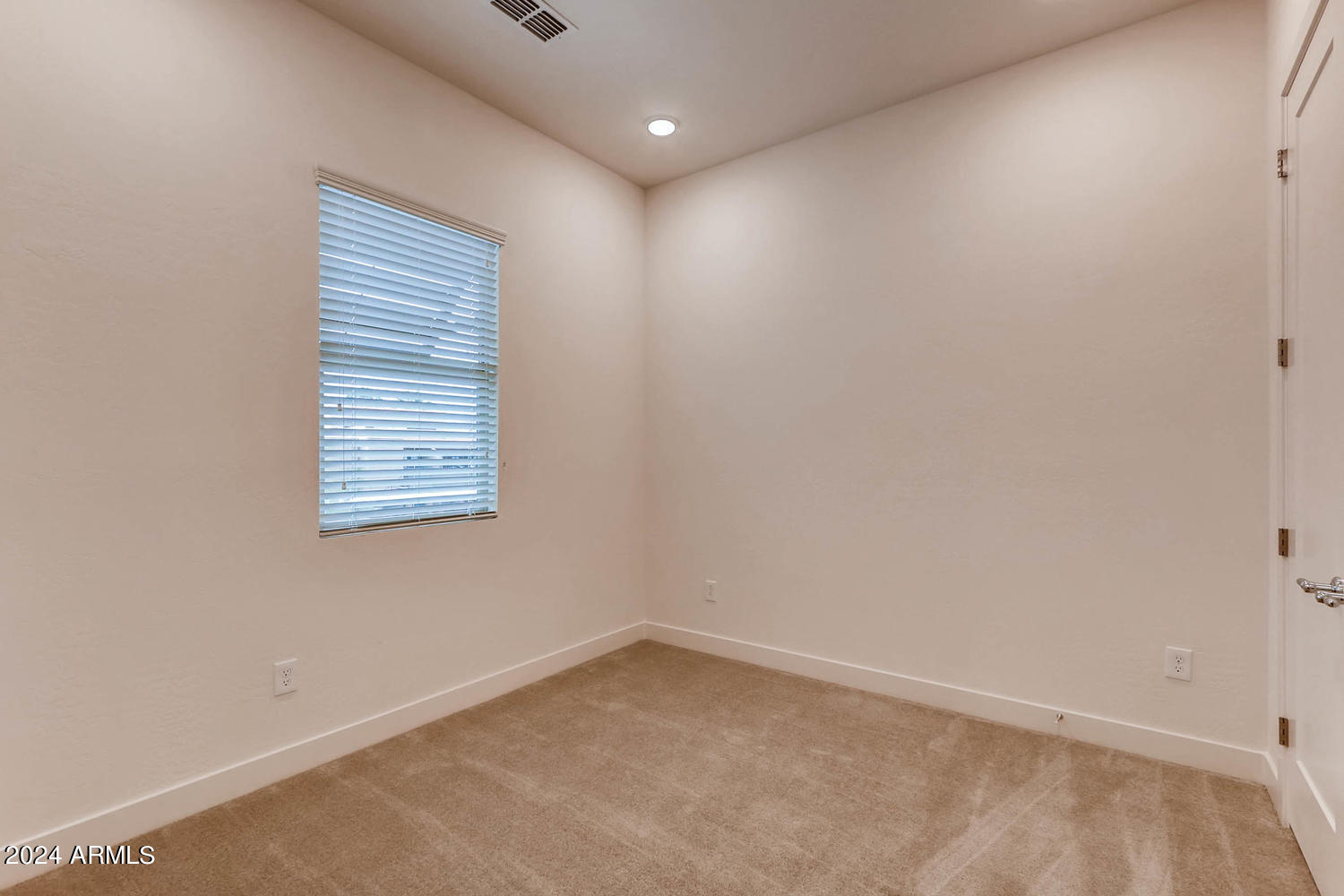 6565 E THOMAS Road 1069