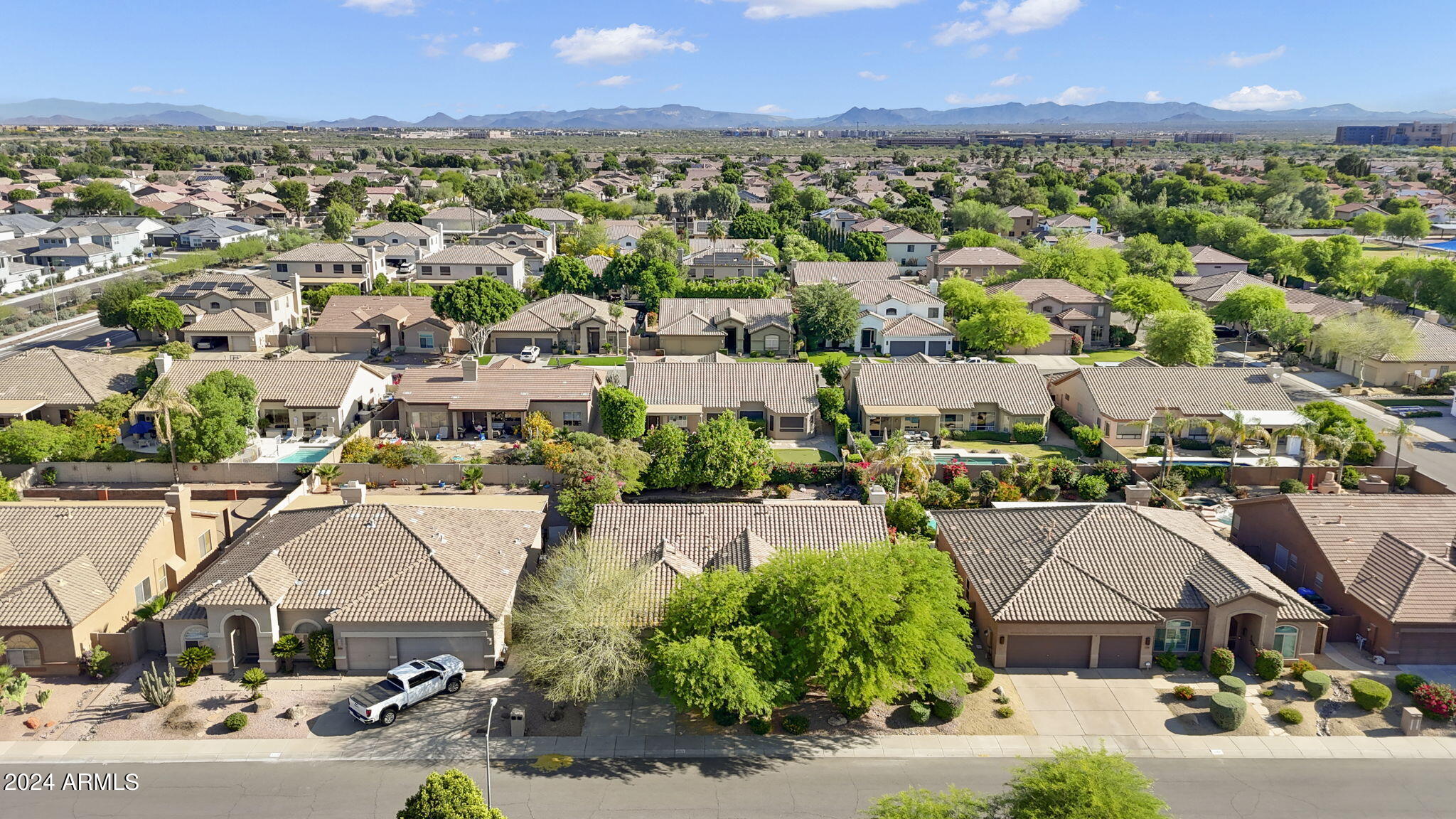 5222 E Angela Drive