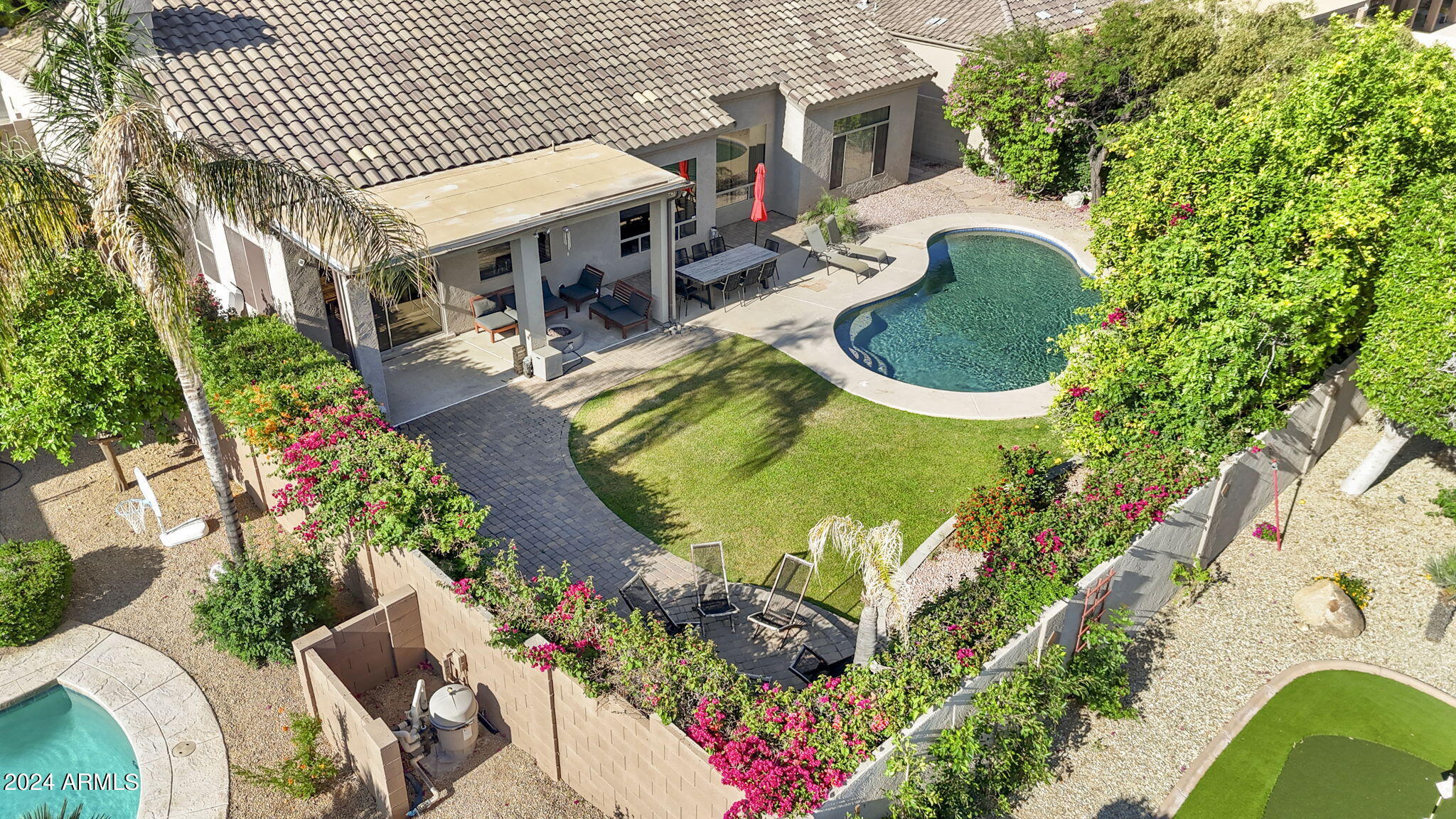 5222 E Angela Drive