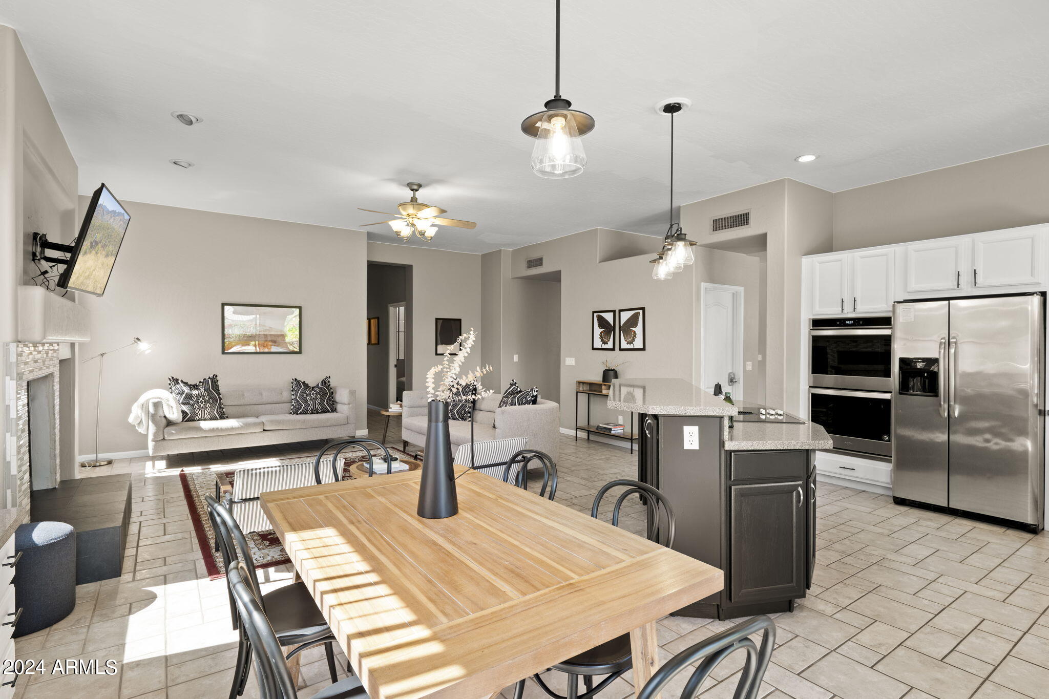 5222 E Angela Drive