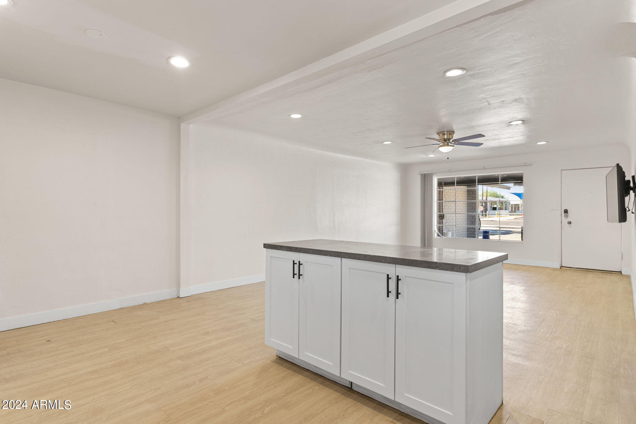 936 W Rio Salado Parkway