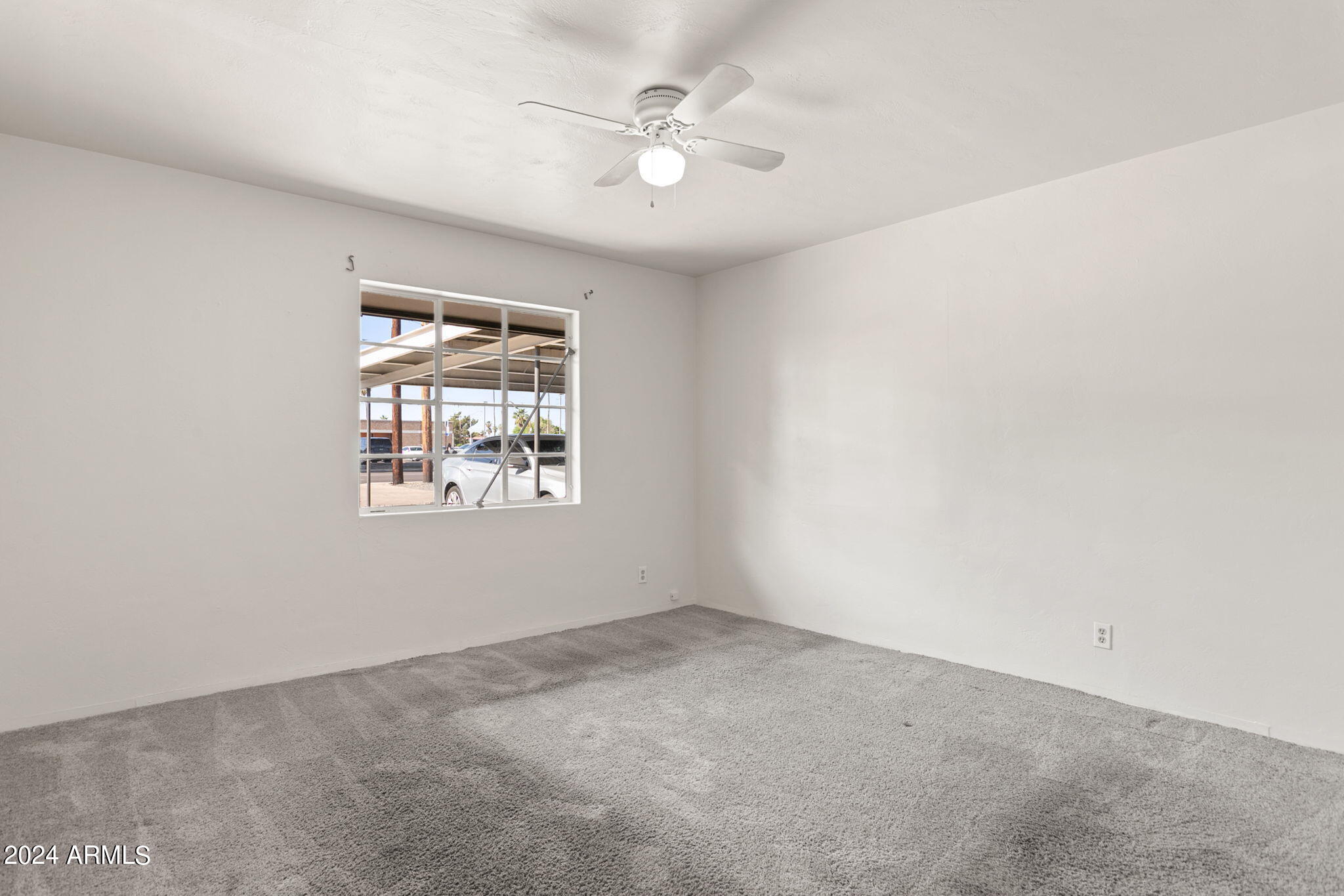 936 W Rio Salado Parkway