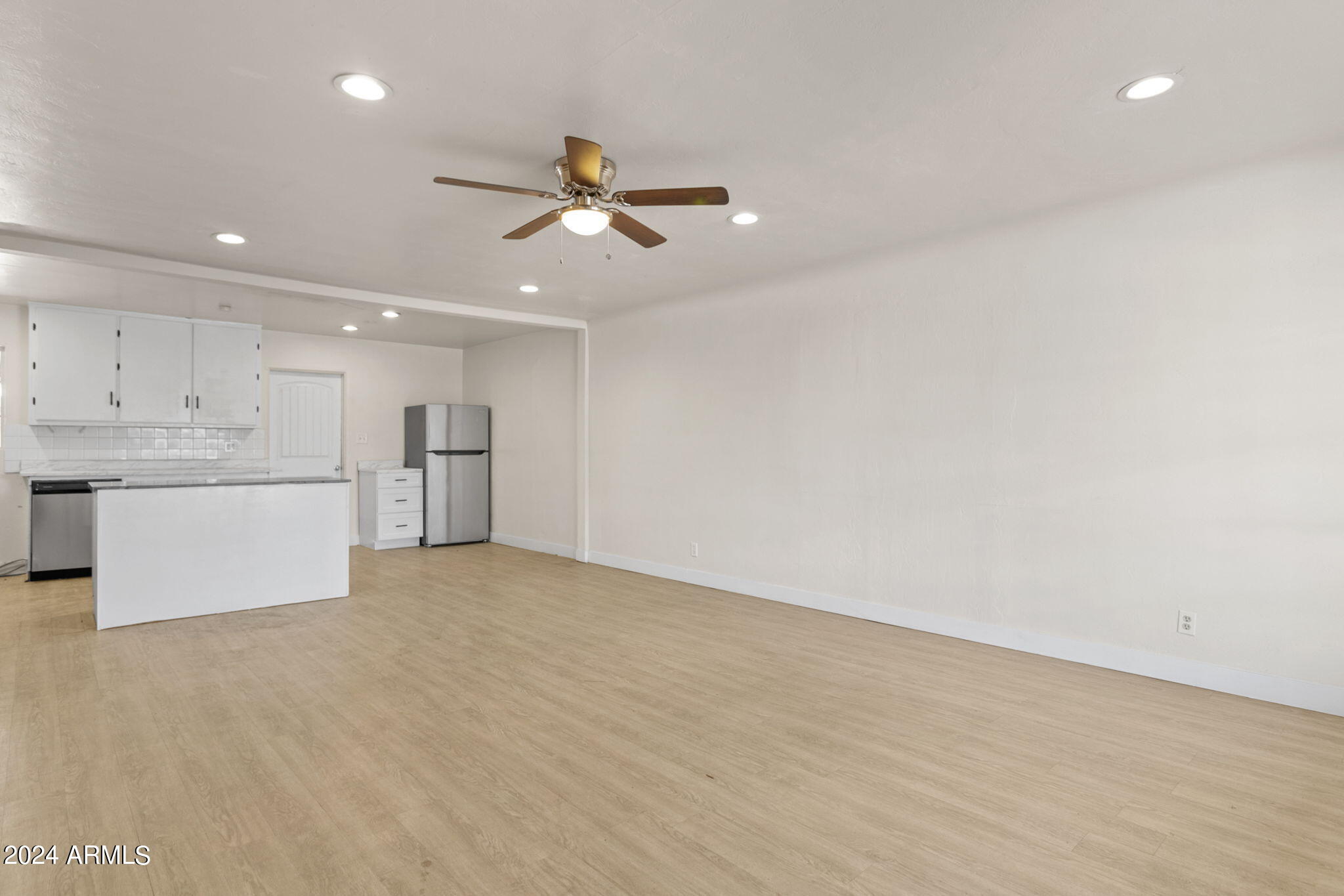 936 W Rio Salado Parkway