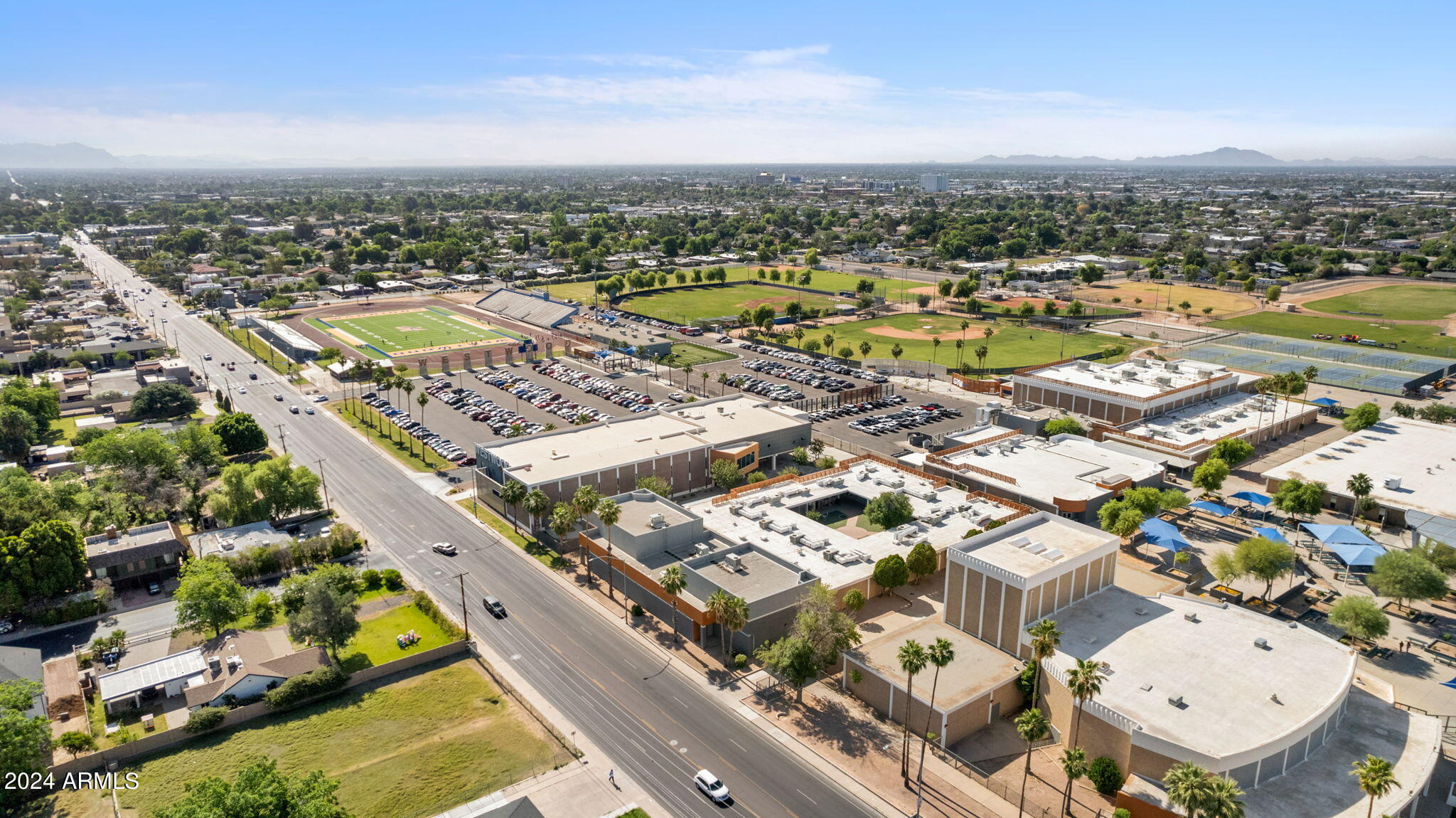 936 W Rio Salado Parkway