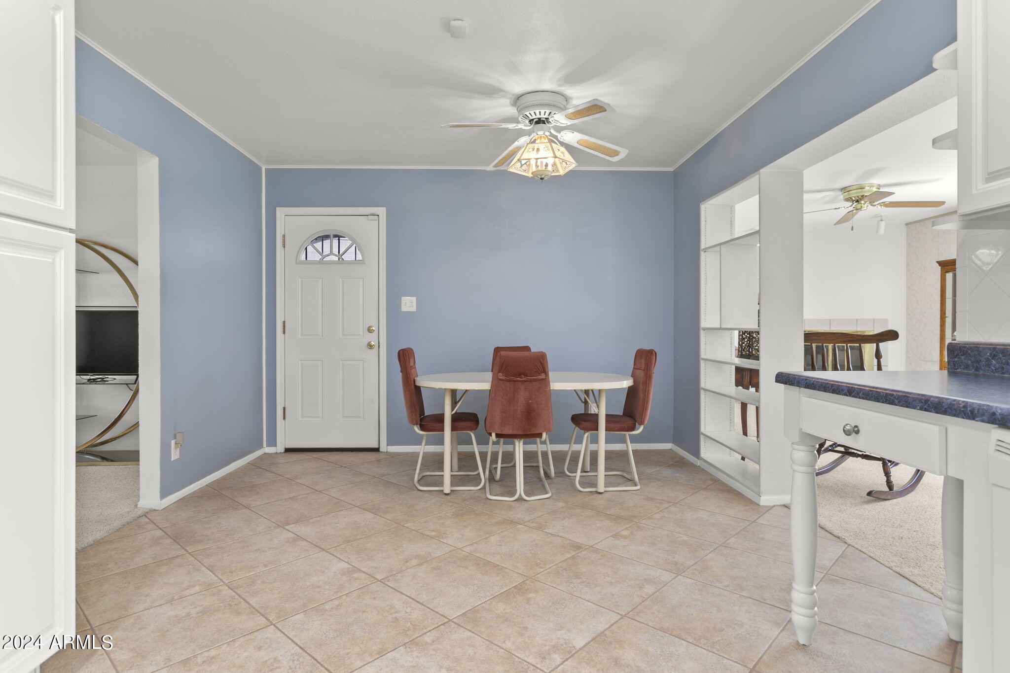 2433 W Poinsettia Drive