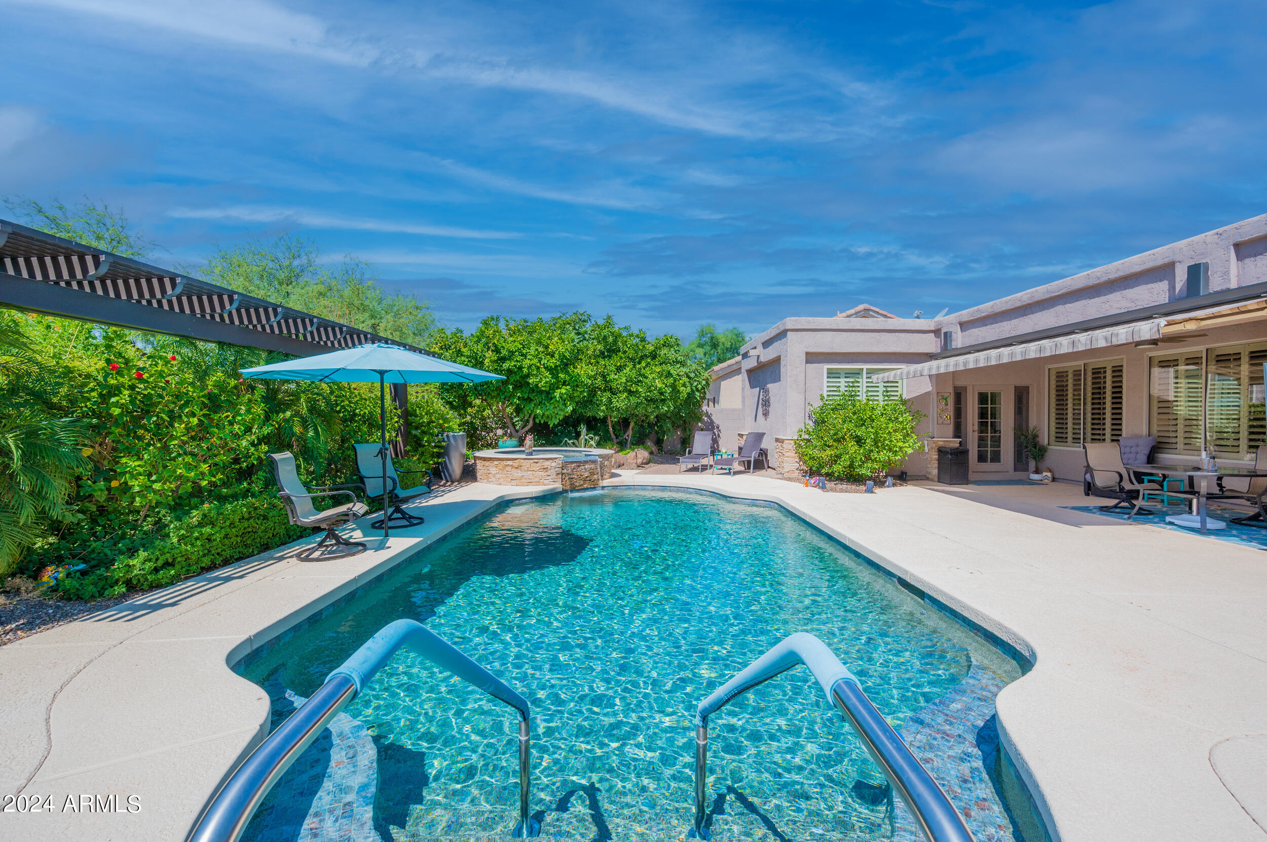 7231 E TAILFEATHER Drive