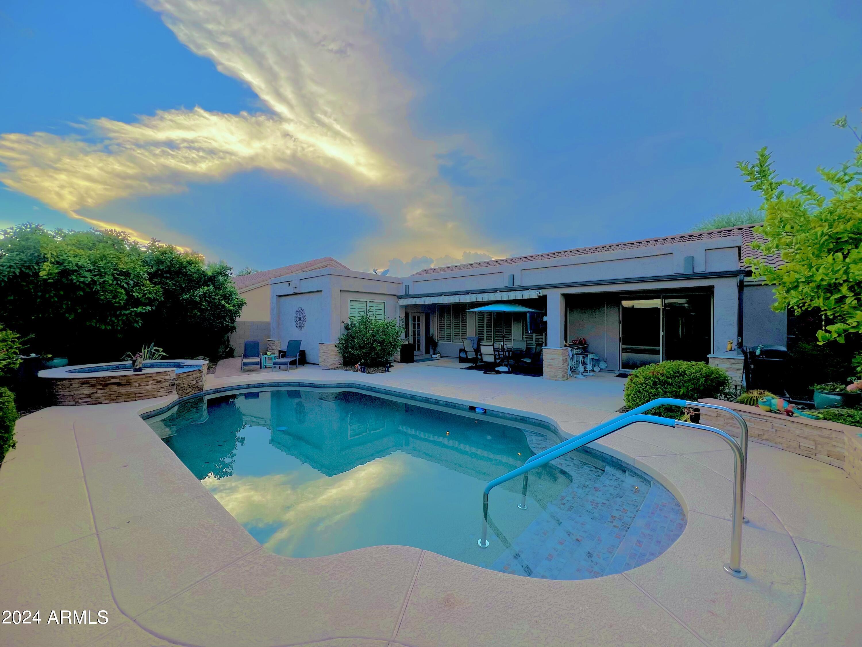 7231 E TAILFEATHER Drive