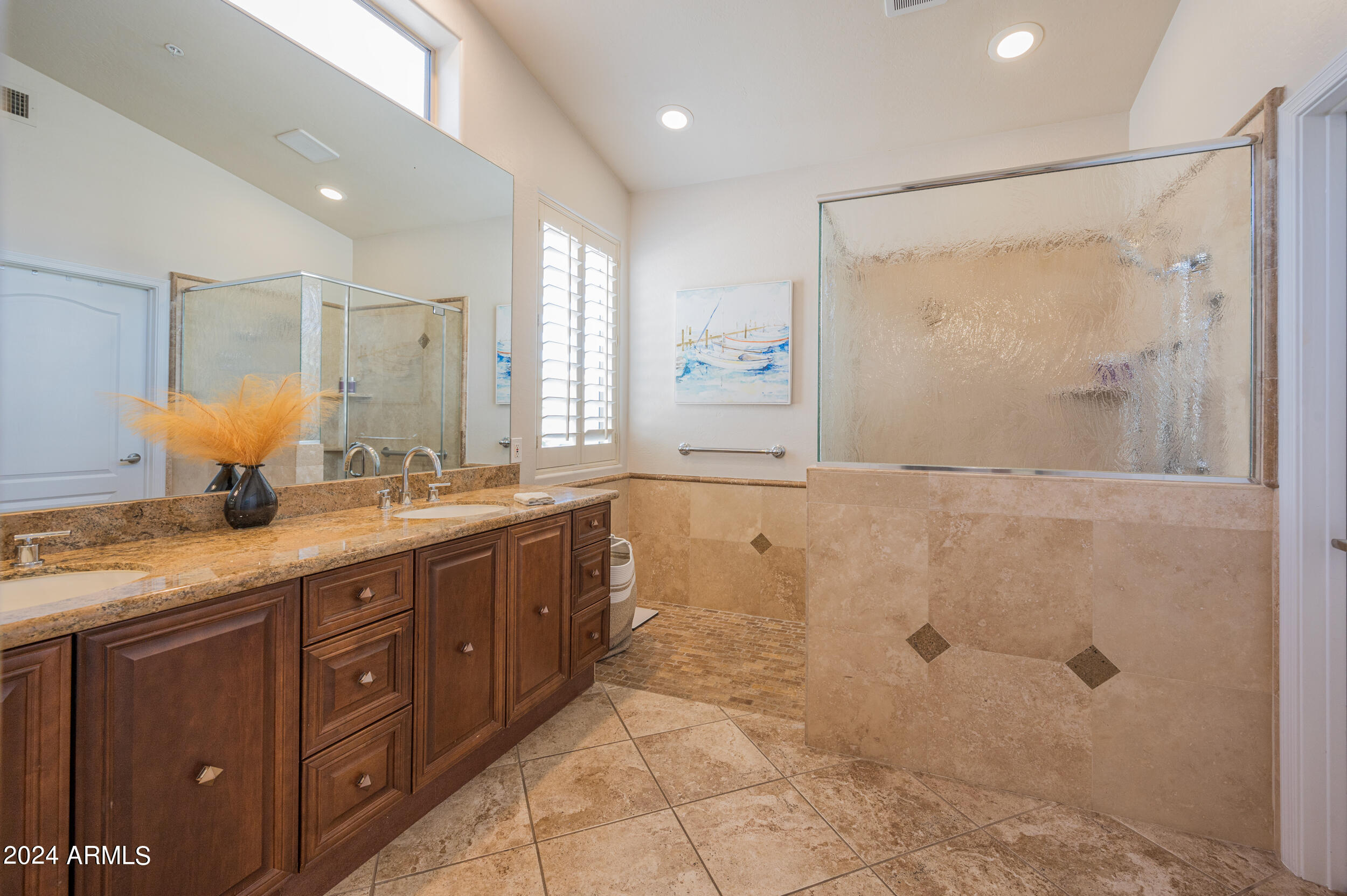 7231 E TAILFEATHER Drive