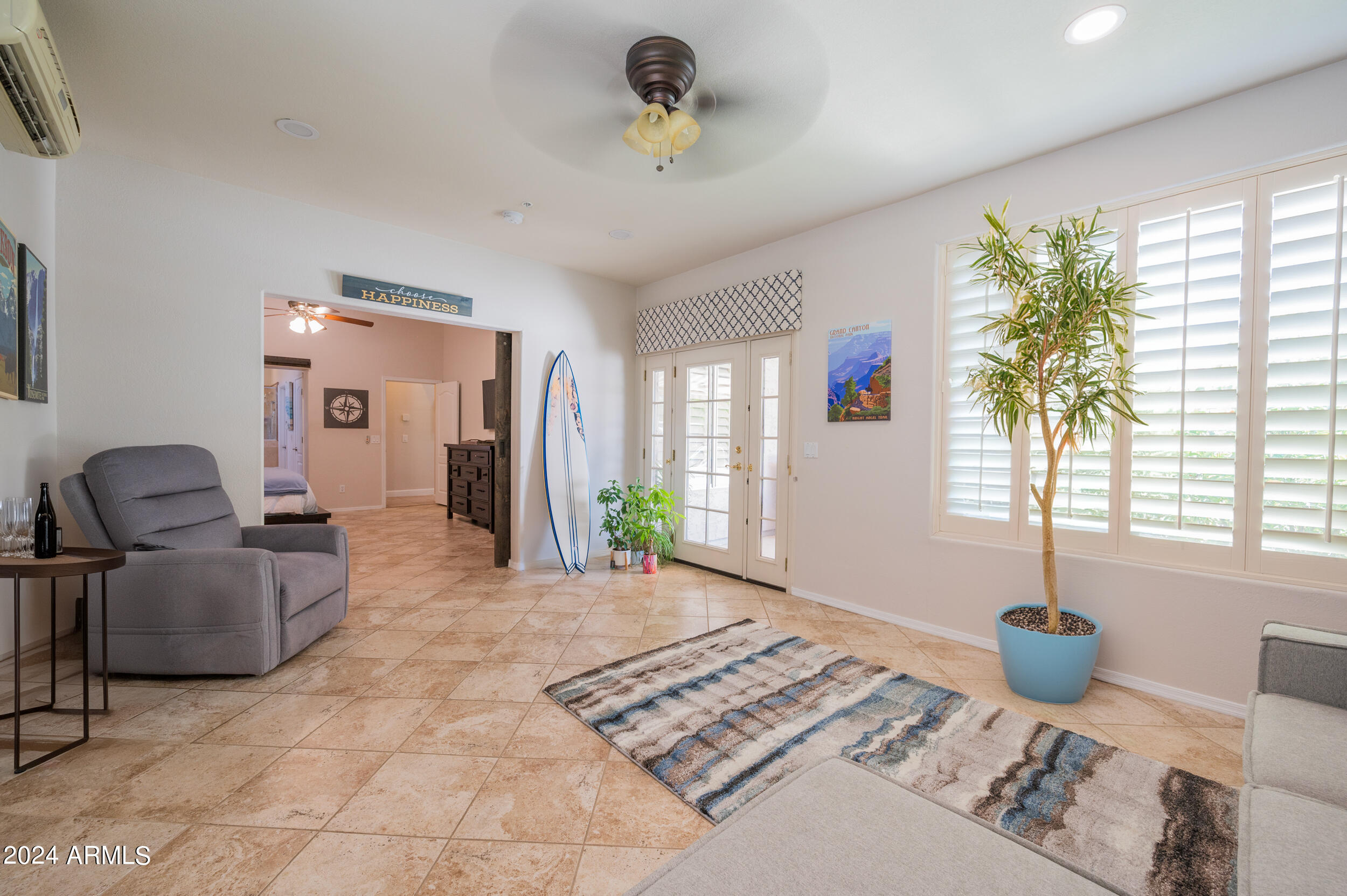 7231 E TAILFEATHER Drive