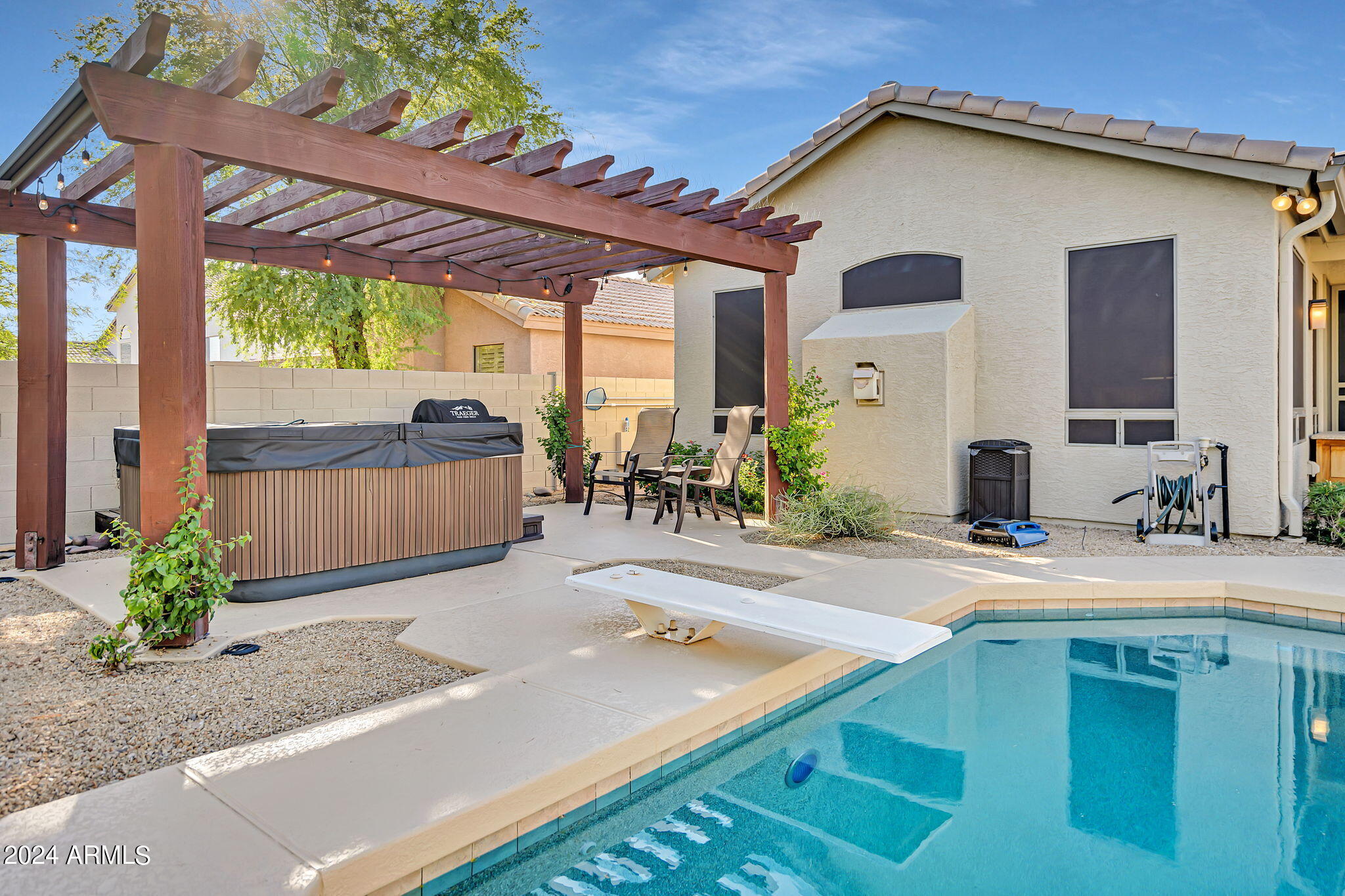4431 E Morning Vista Lane