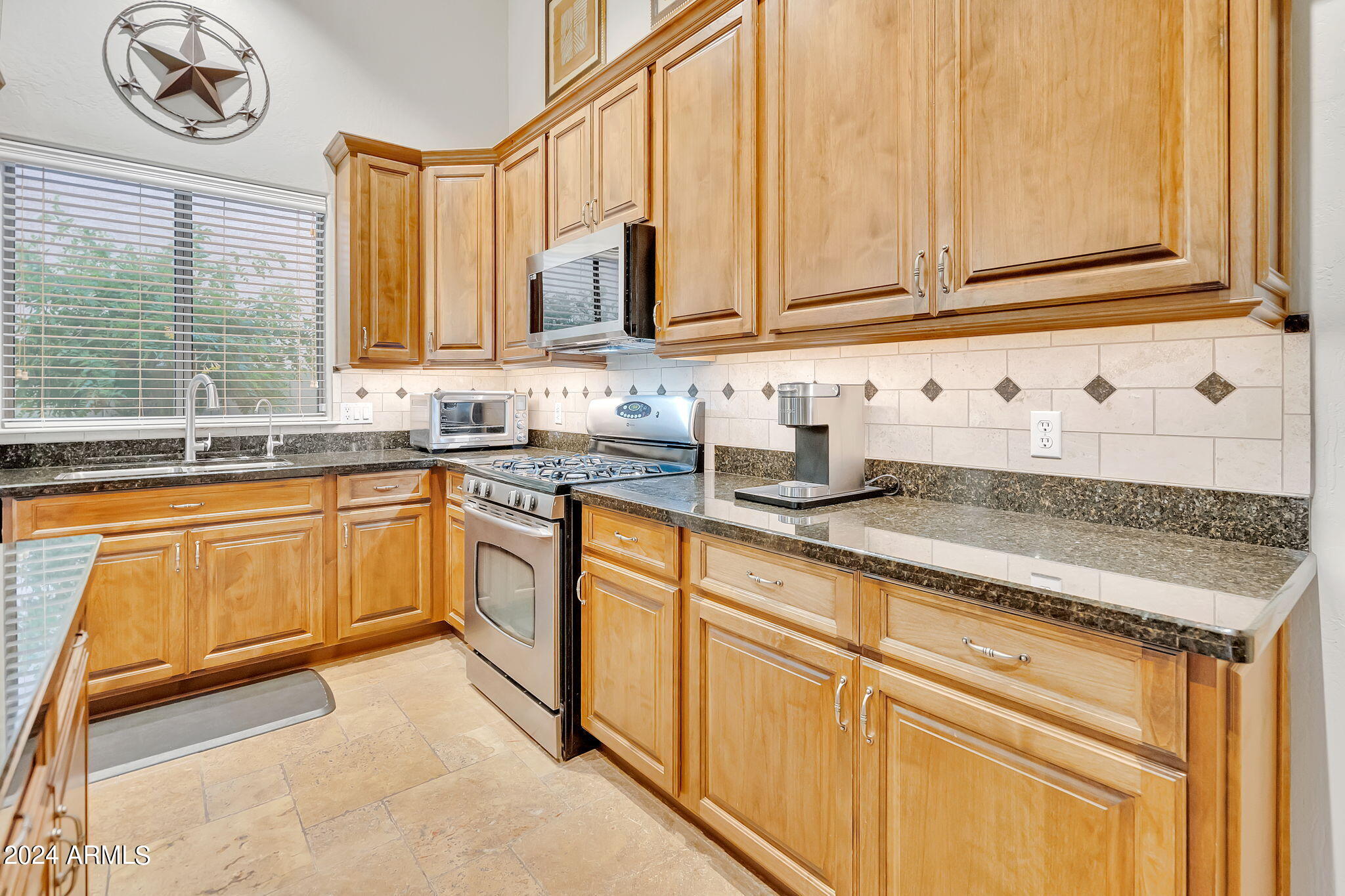 4431 E Morning Vista Lane