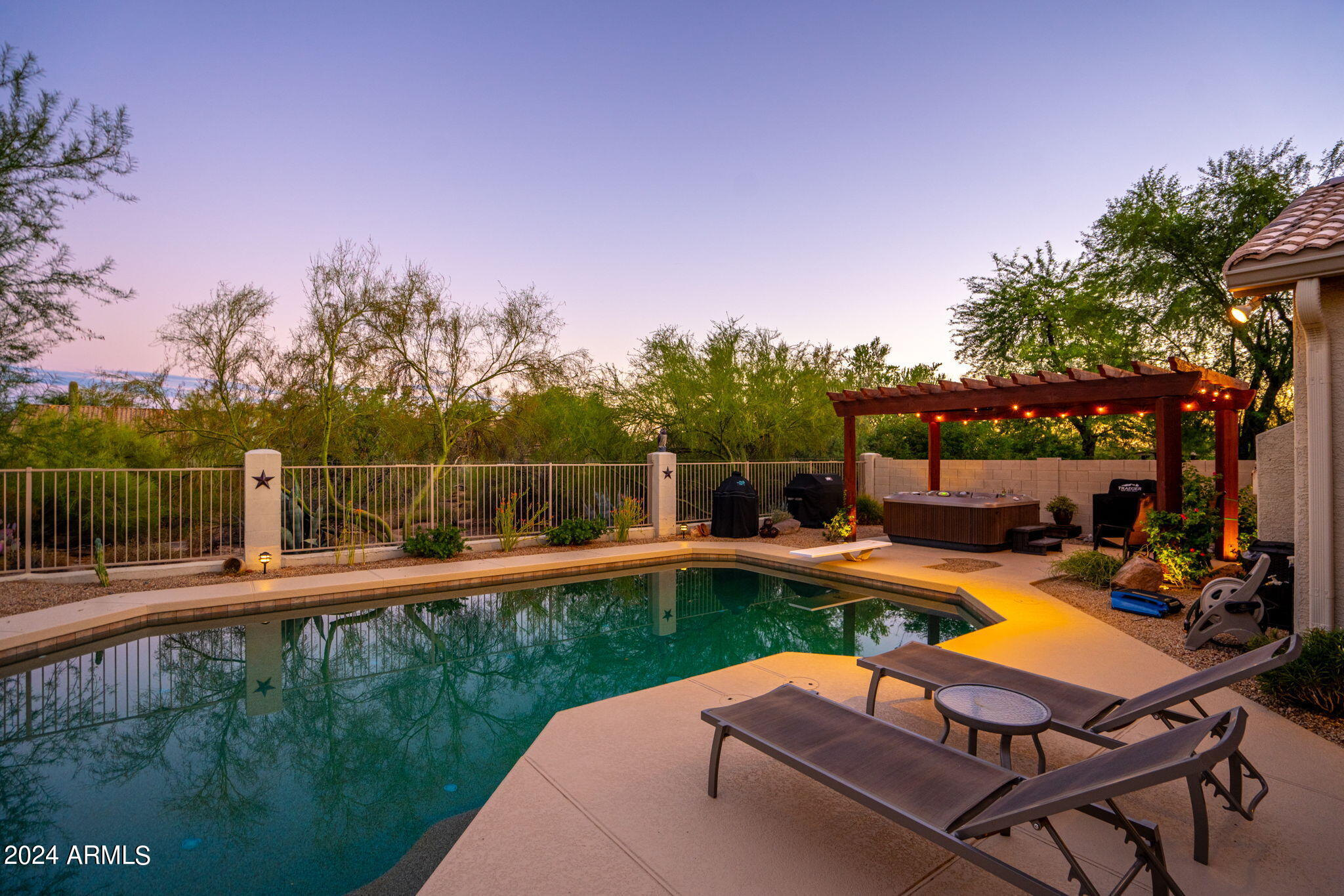 4431 E Morning Vista Lane