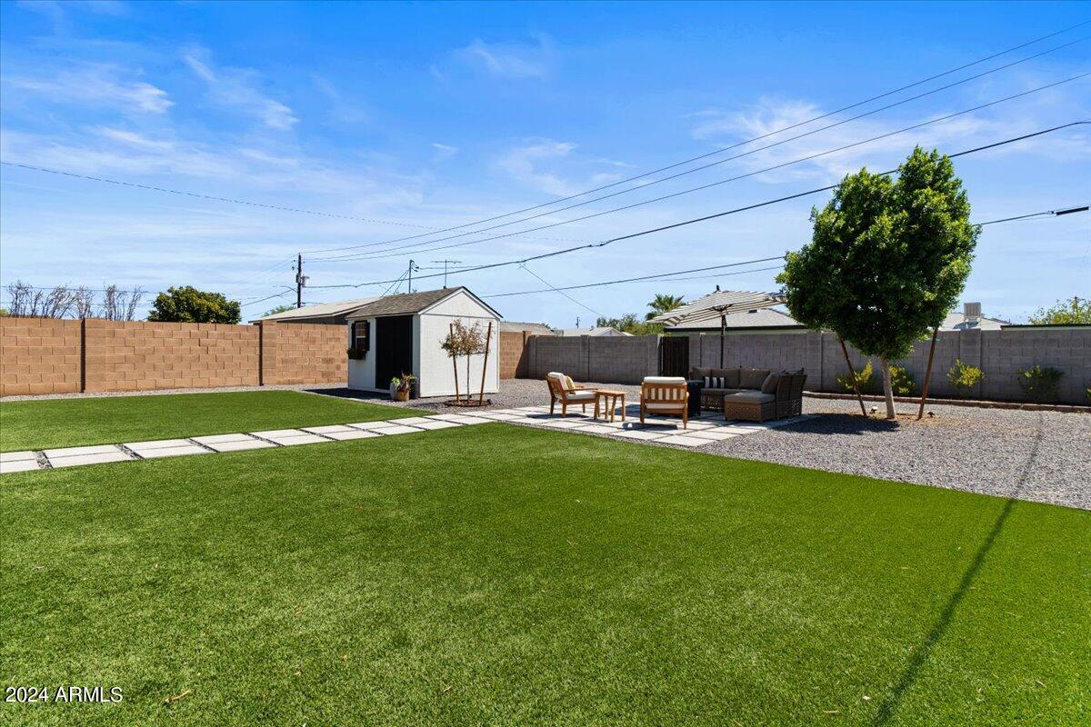 2153 W OSBORN Road