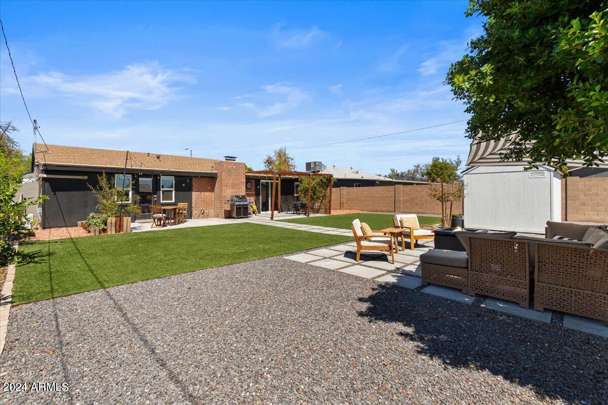 2153 W OSBORN Road