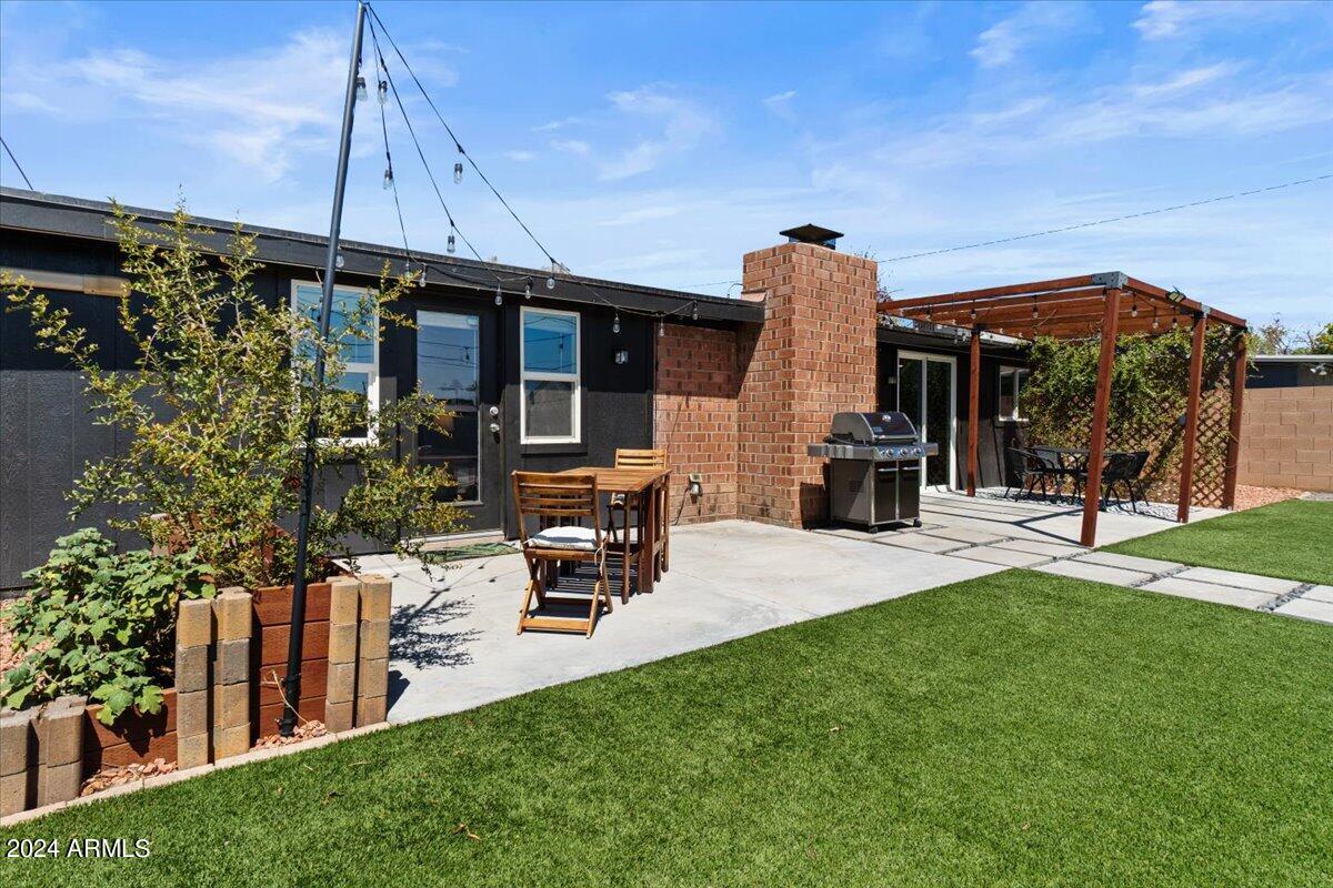 2153 W OSBORN Road