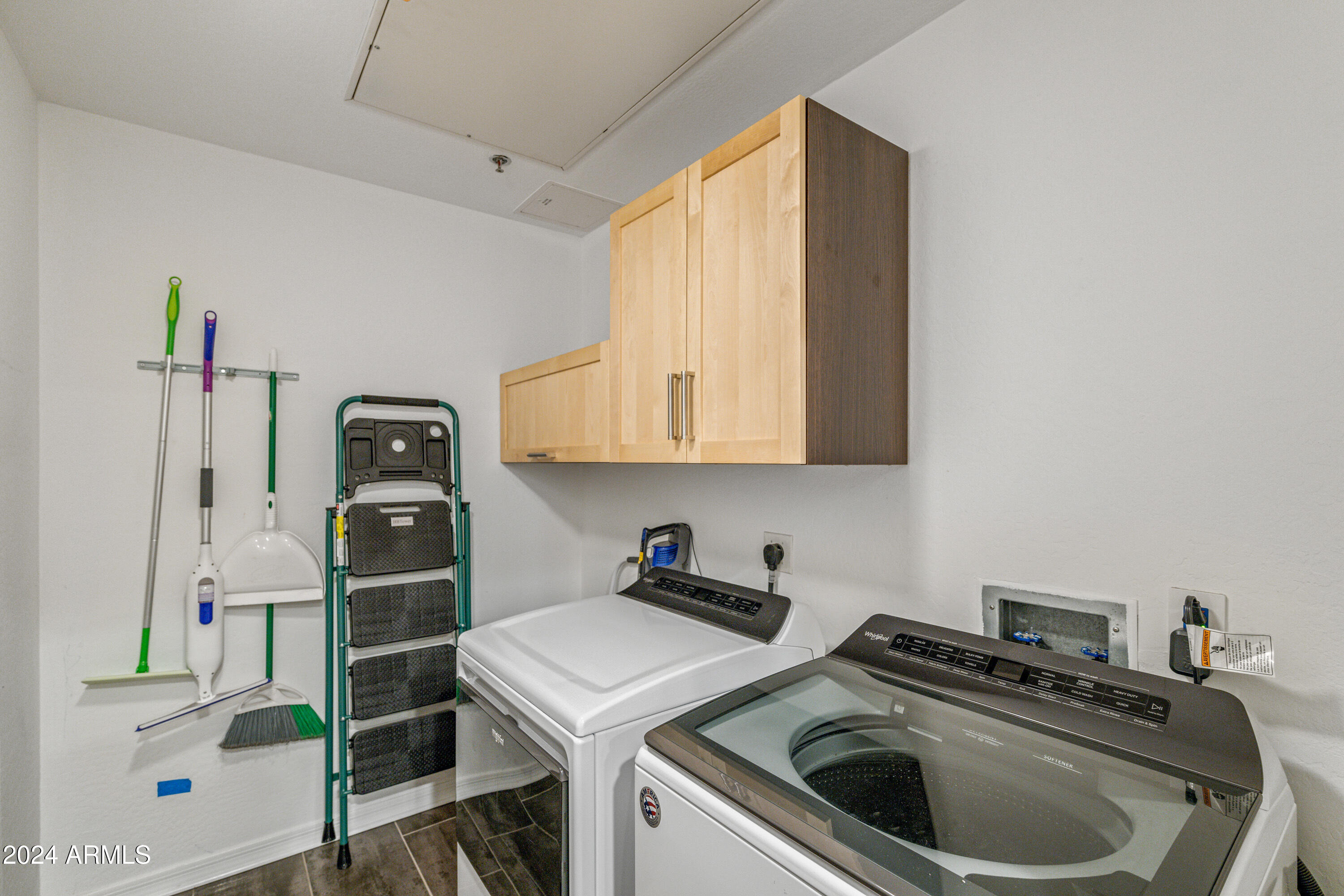 2302 N CENTRAL Avenue 309