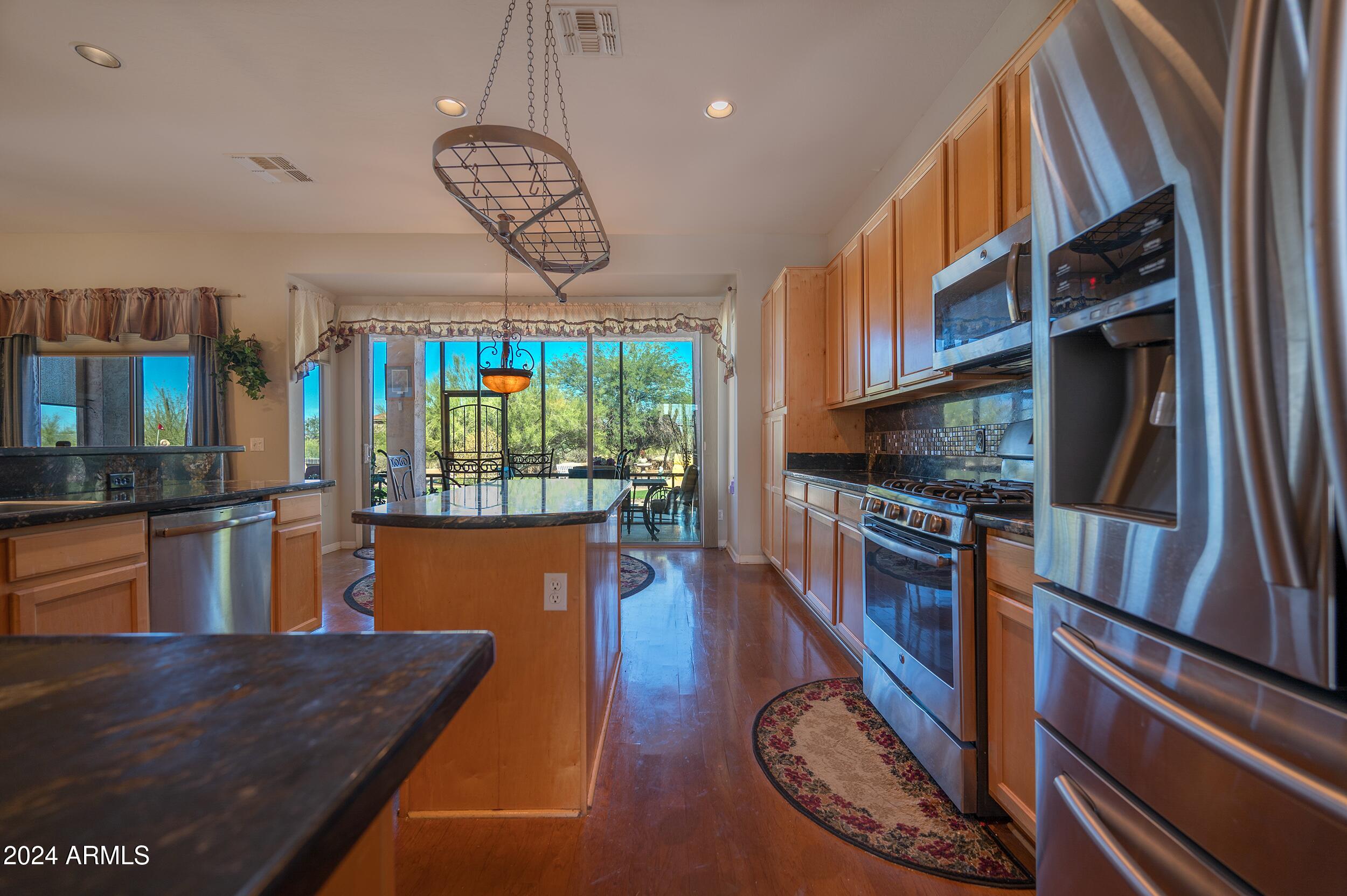 5834 E WILDCAT Drive