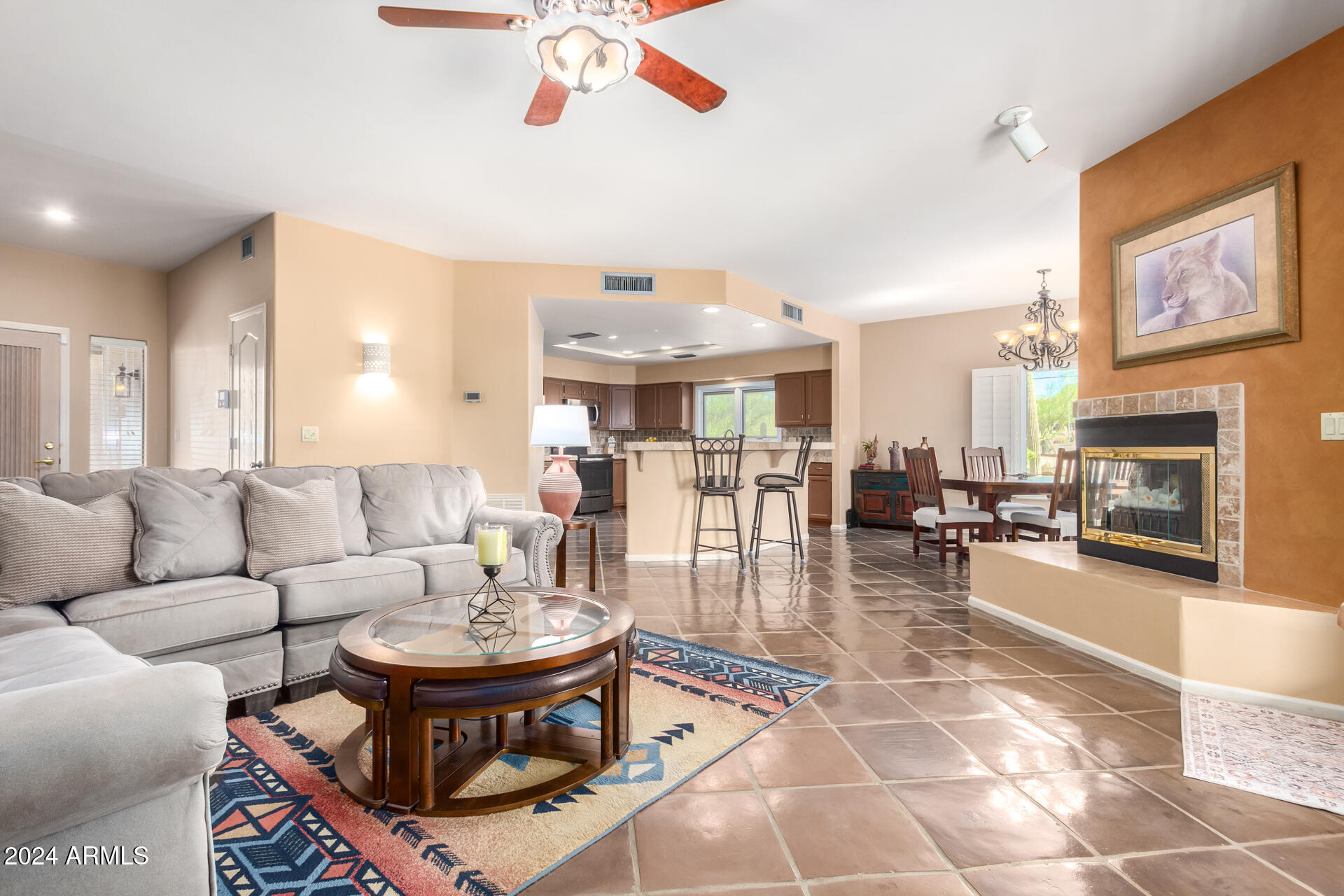 6045 E WILDCAT Drive