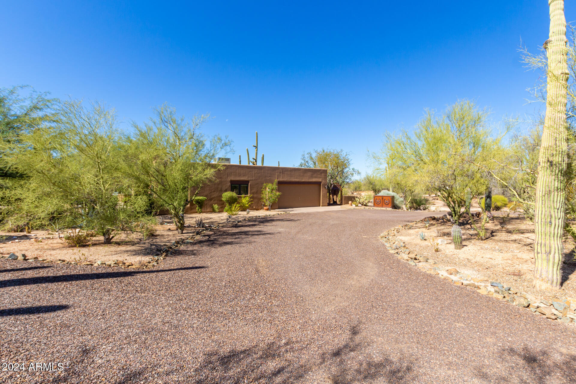 6045 E WILDCAT Drive
