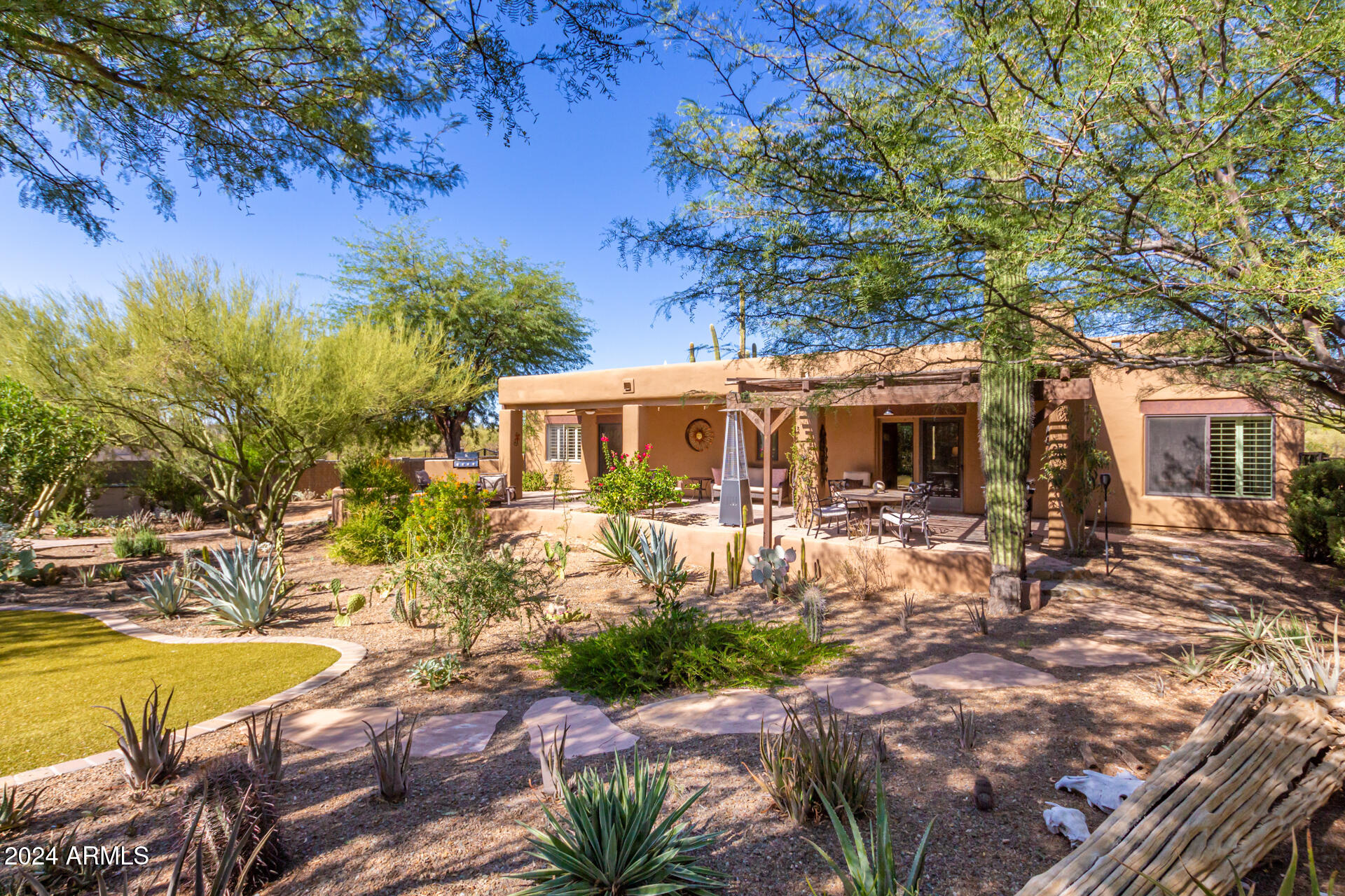 6045 E WILDCAT Drive