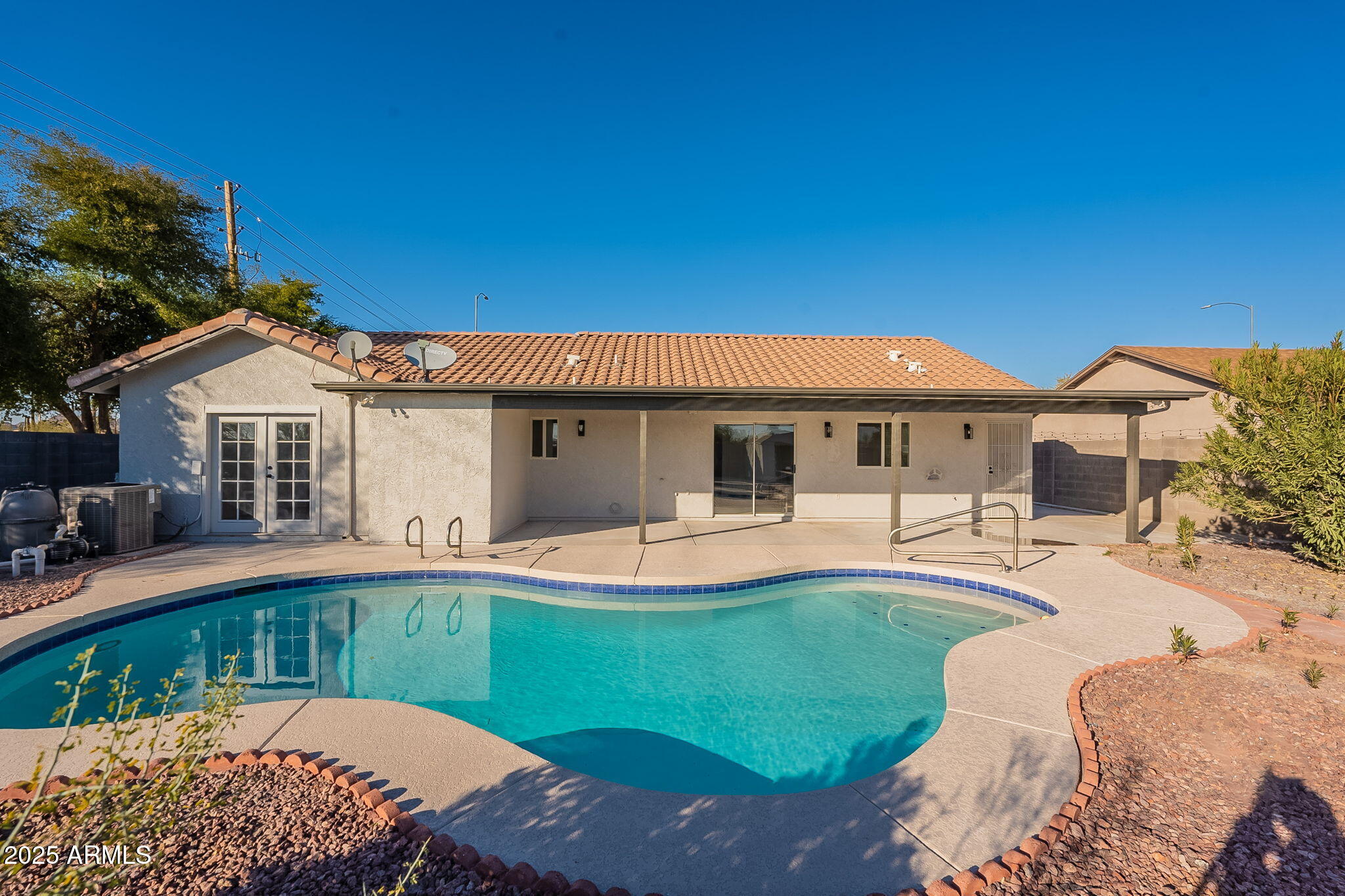 10811 E CONTESSA Street