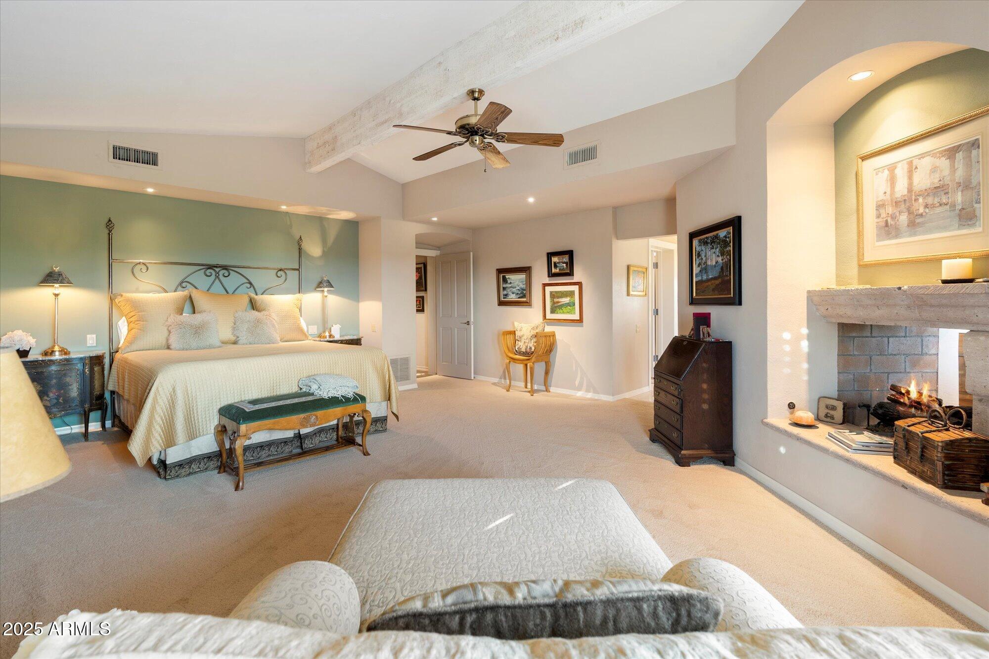 7740 E HORIZON Drive