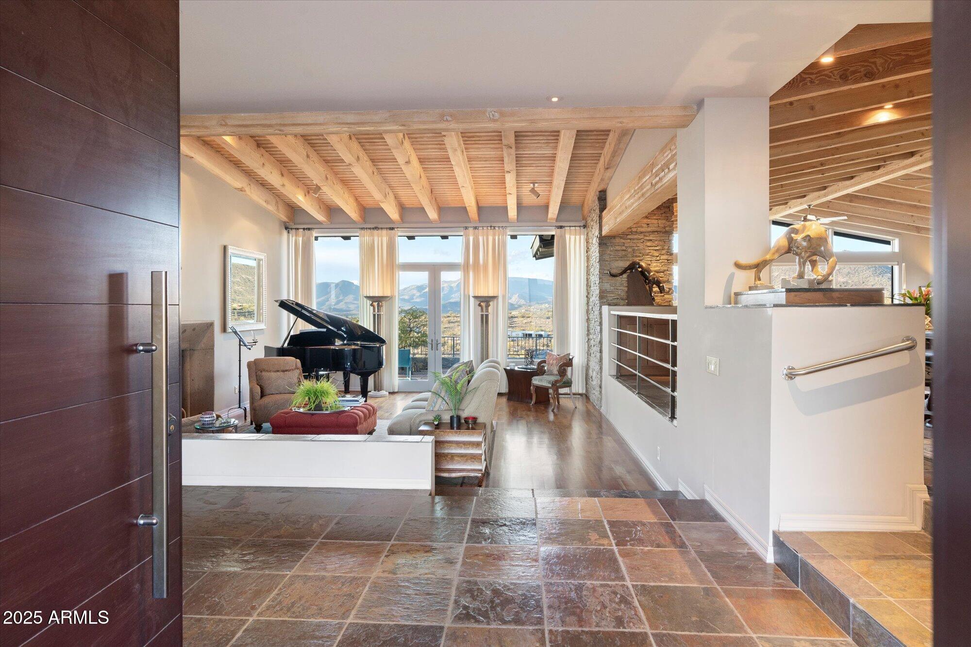 7740 E HORIZON Drive