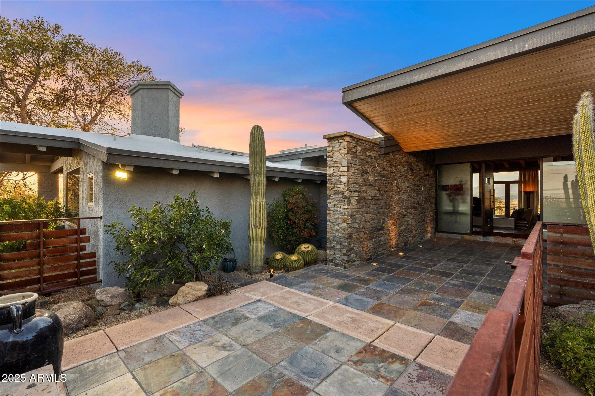 7740 E HORIZON Drive