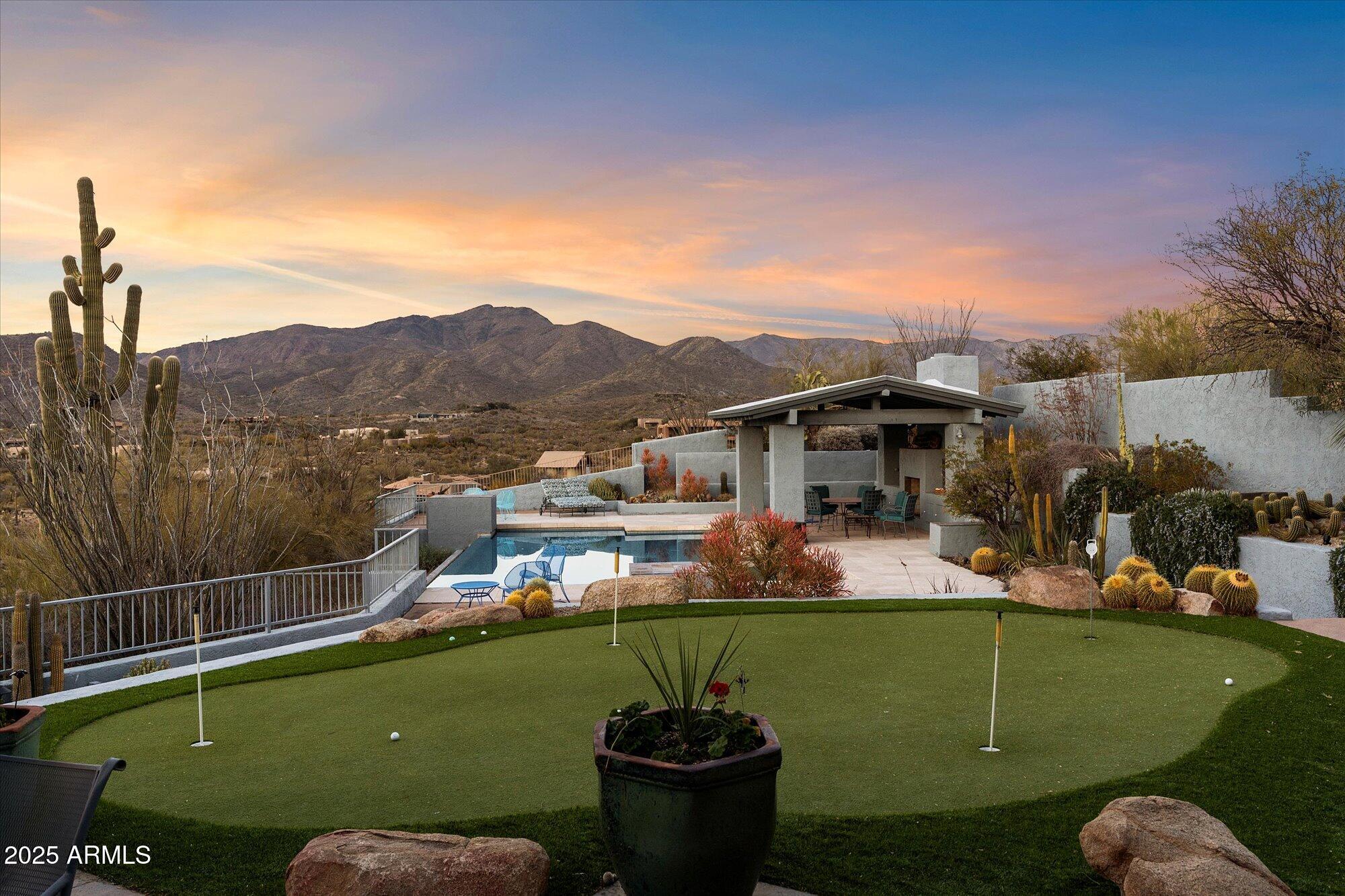 7740 E HORIZON Drive