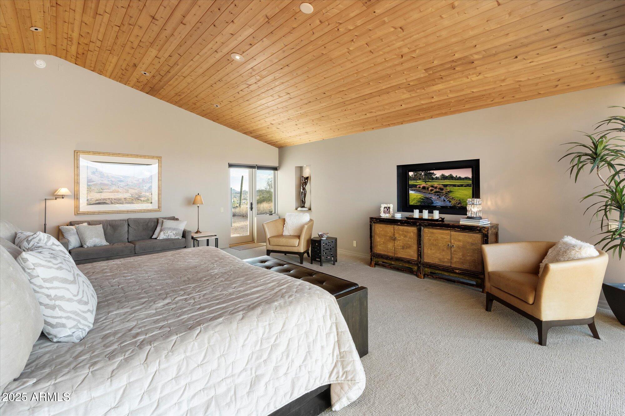 7740 E HORIZON Drive