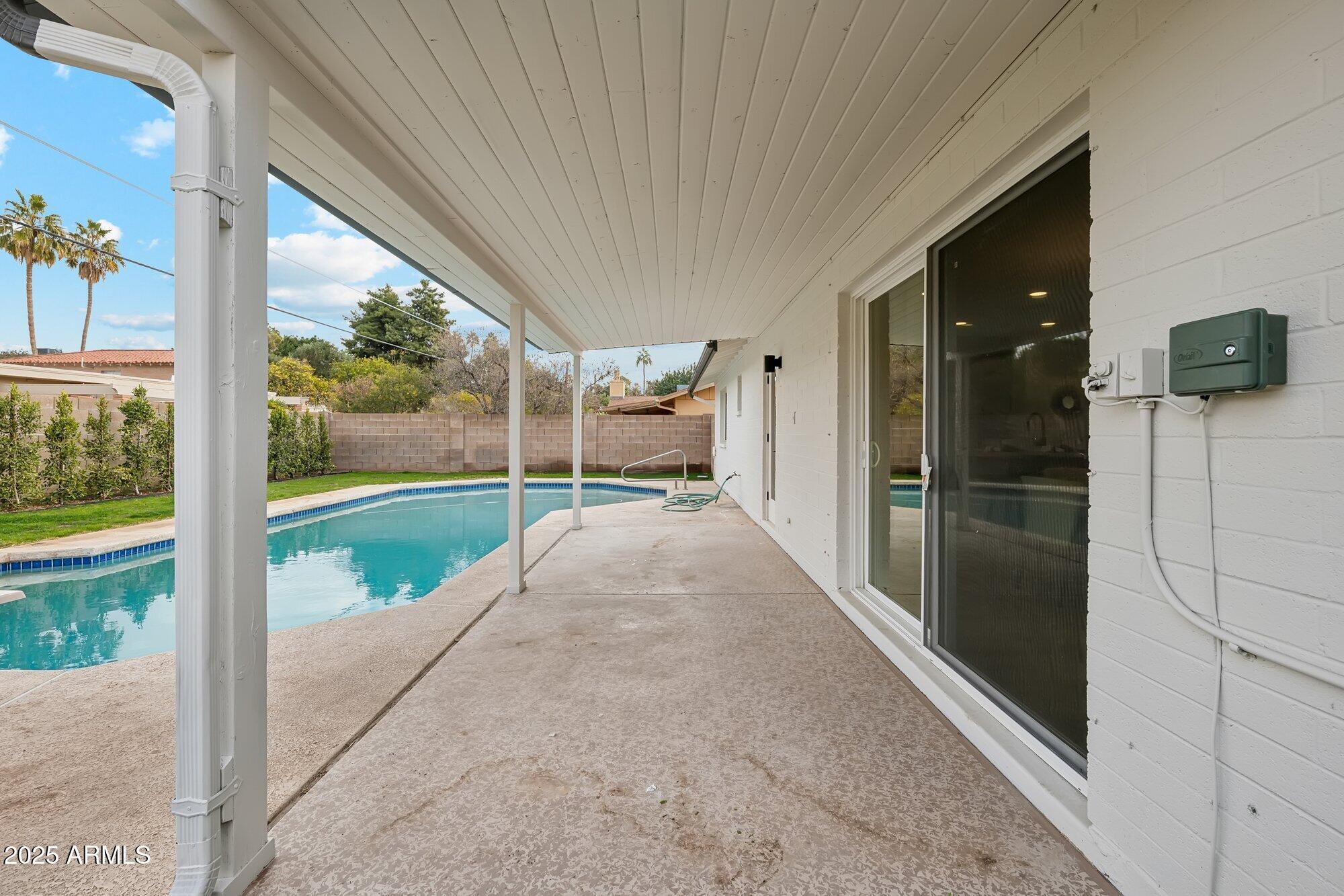 1644 W GRISWOLD Road