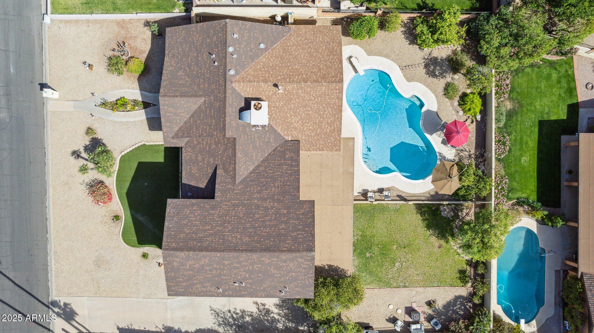 2231 E Orangewood Avenue