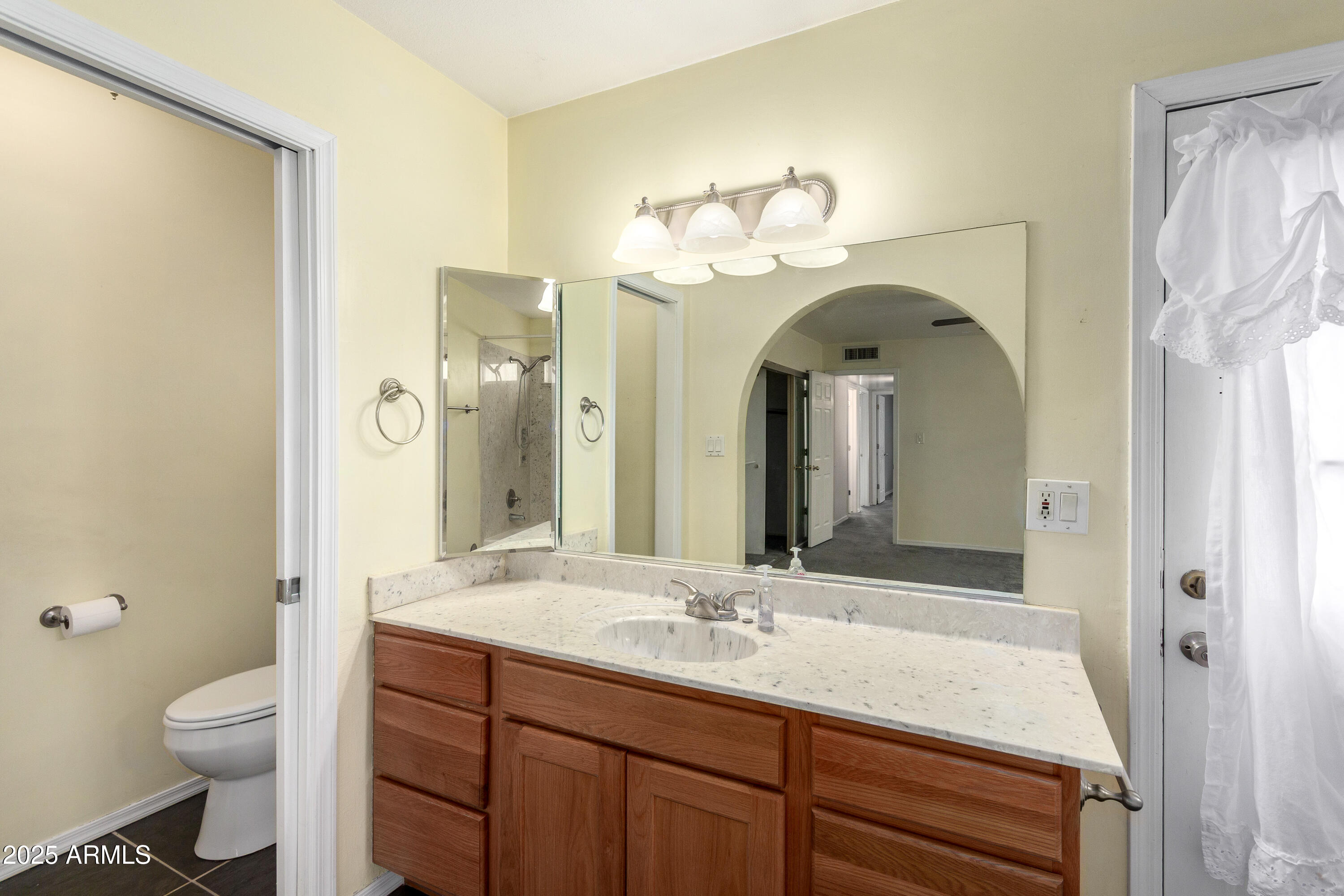 2816 S DON LUIS Circle