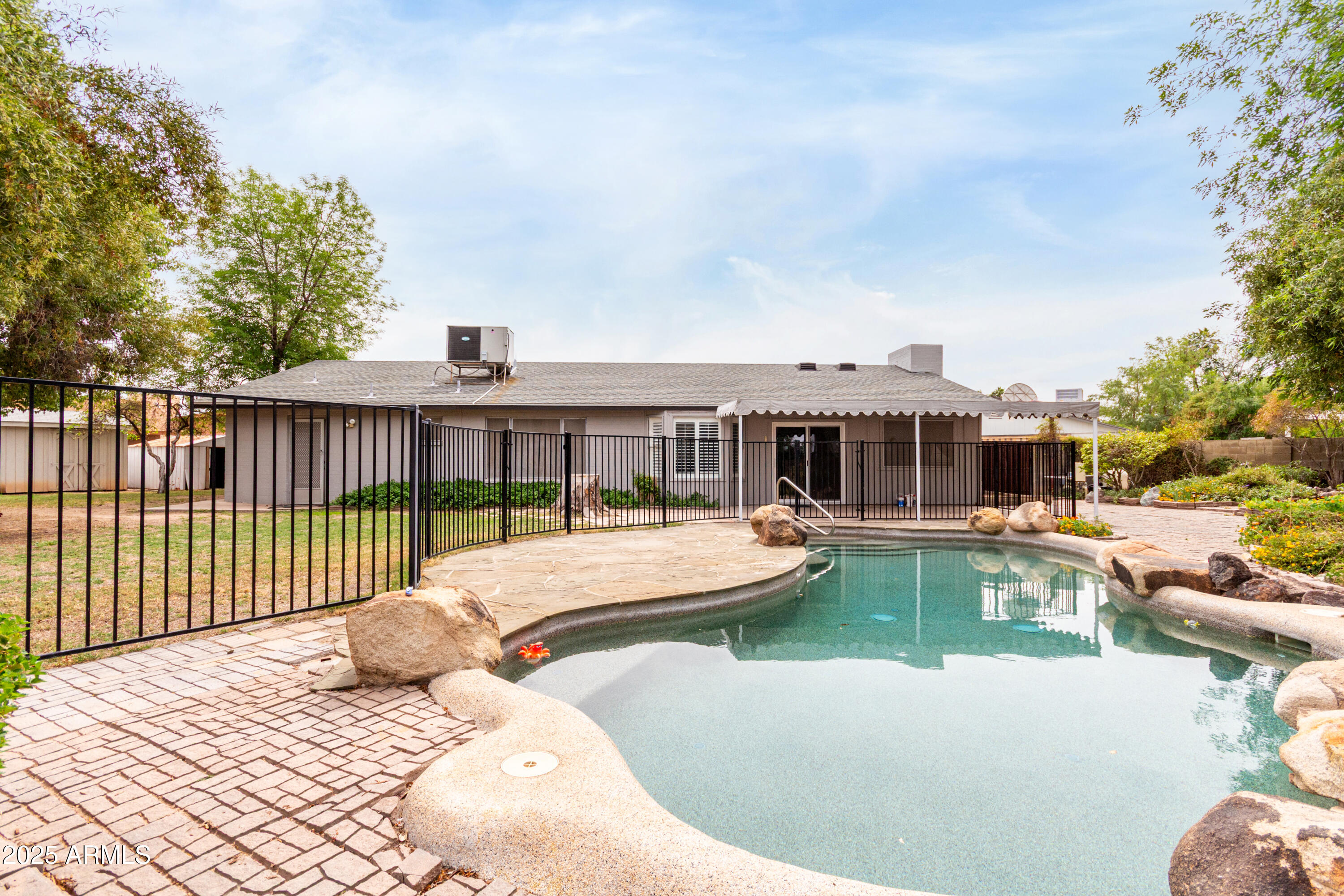 2816 S DON LUIS Circle