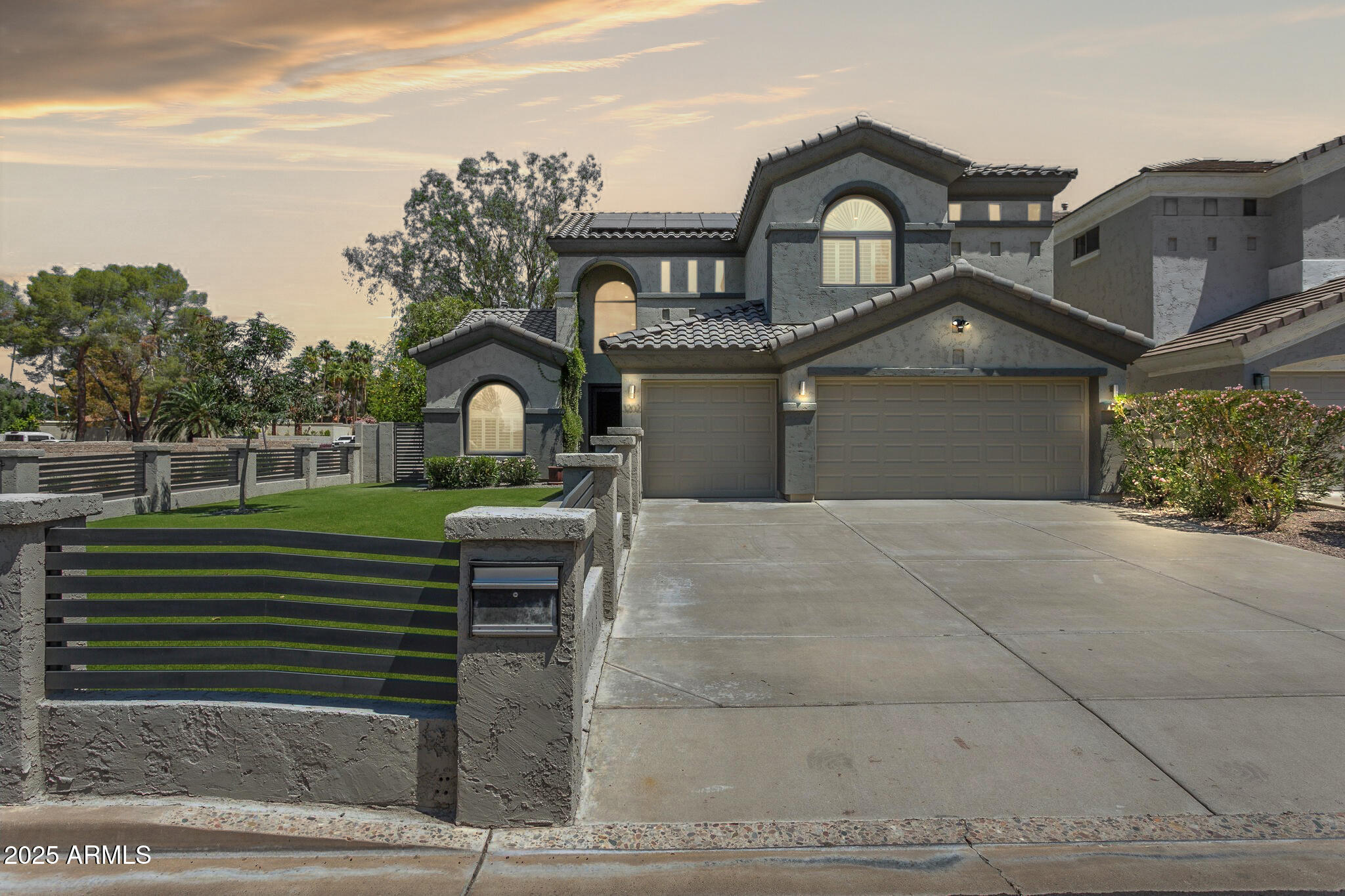 3202 E Orange Drive