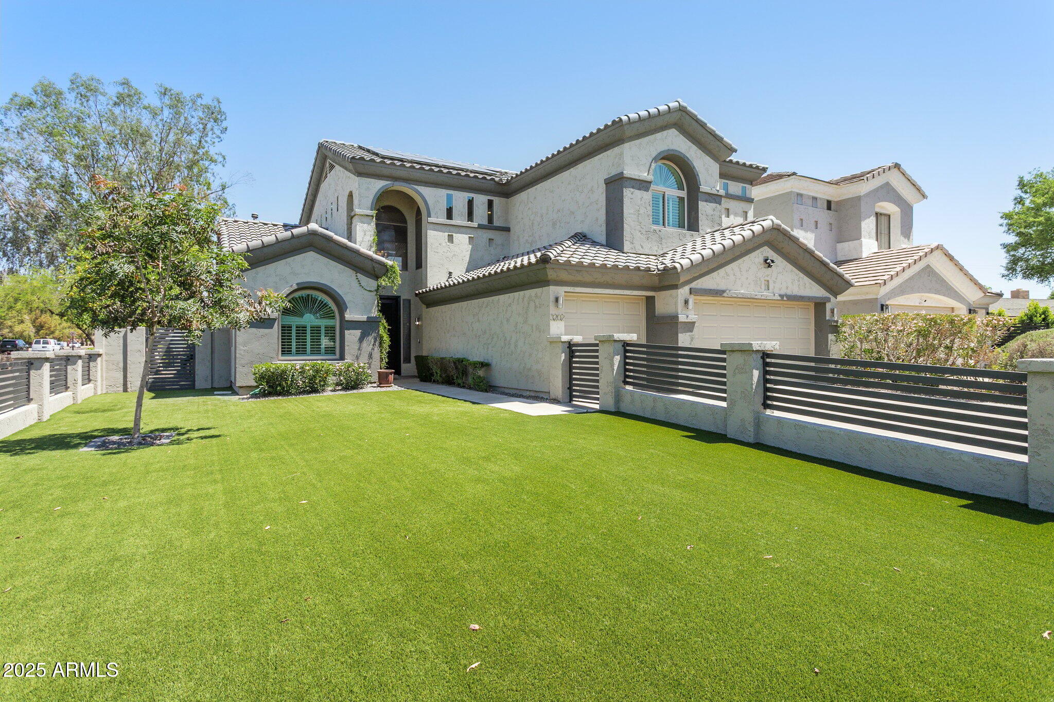 3202 E Orange Drive