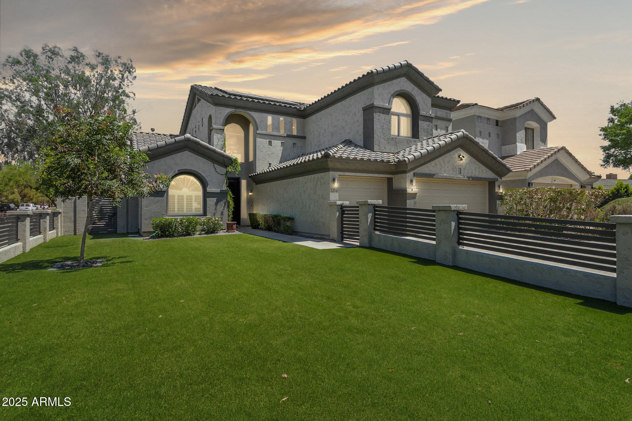 3202 E Orange Drive
