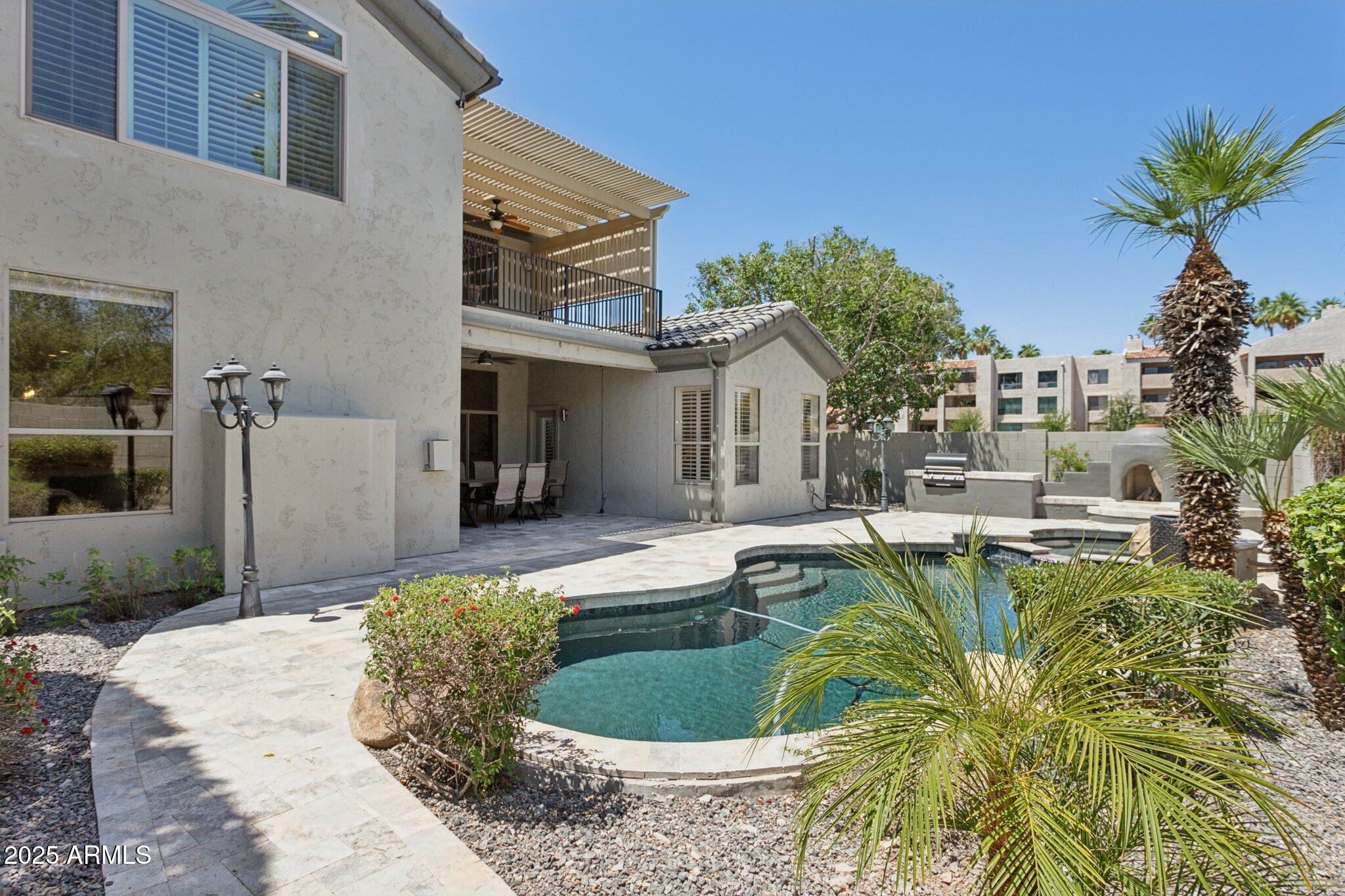 3202 E Orange Drive