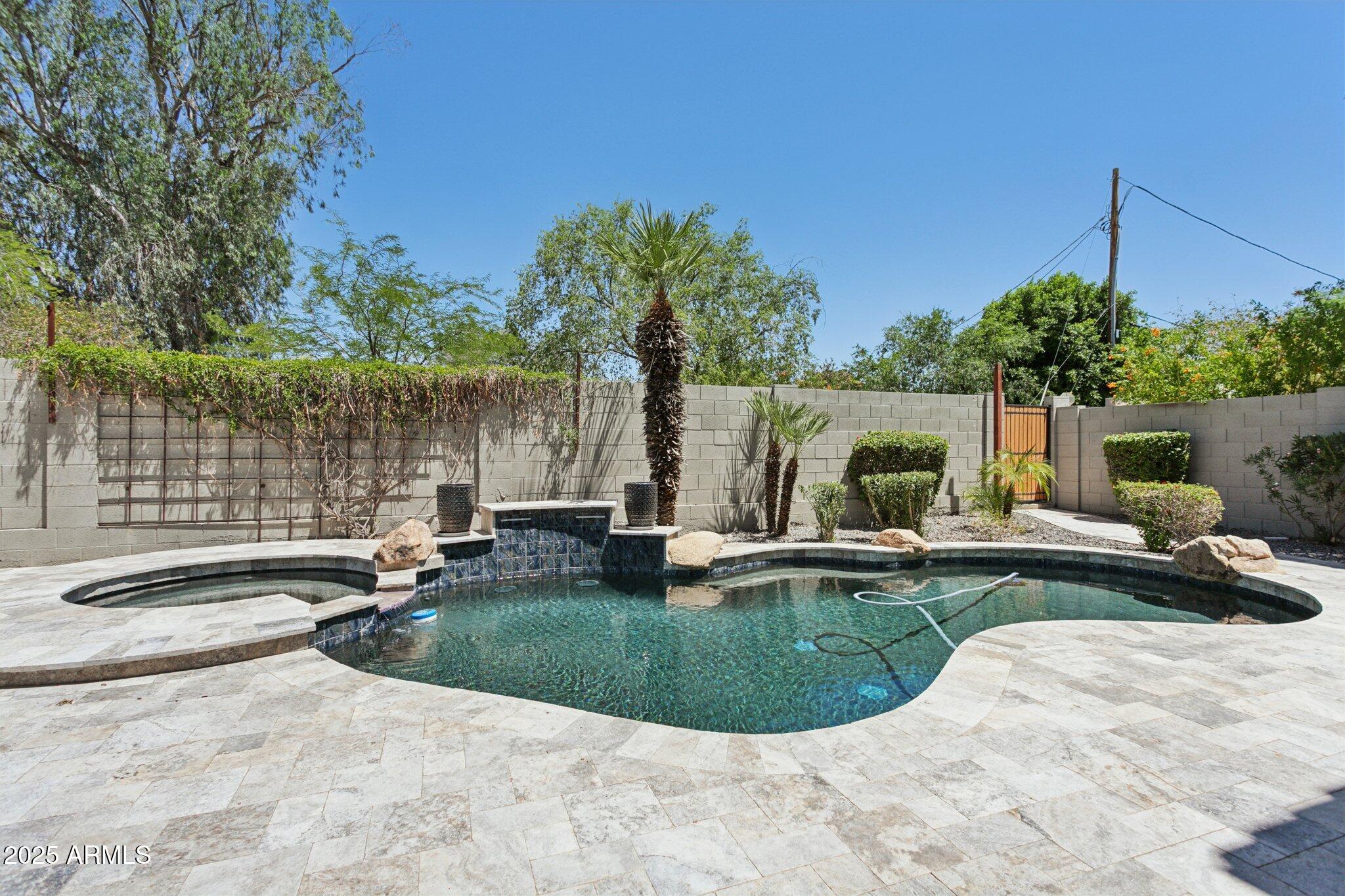3202 E Orange Drive